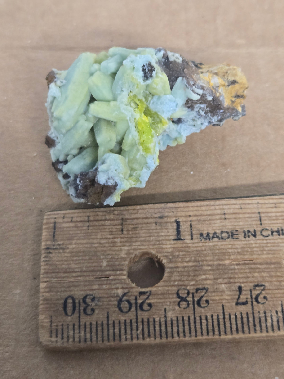 Plumbogummite with pyromorphite