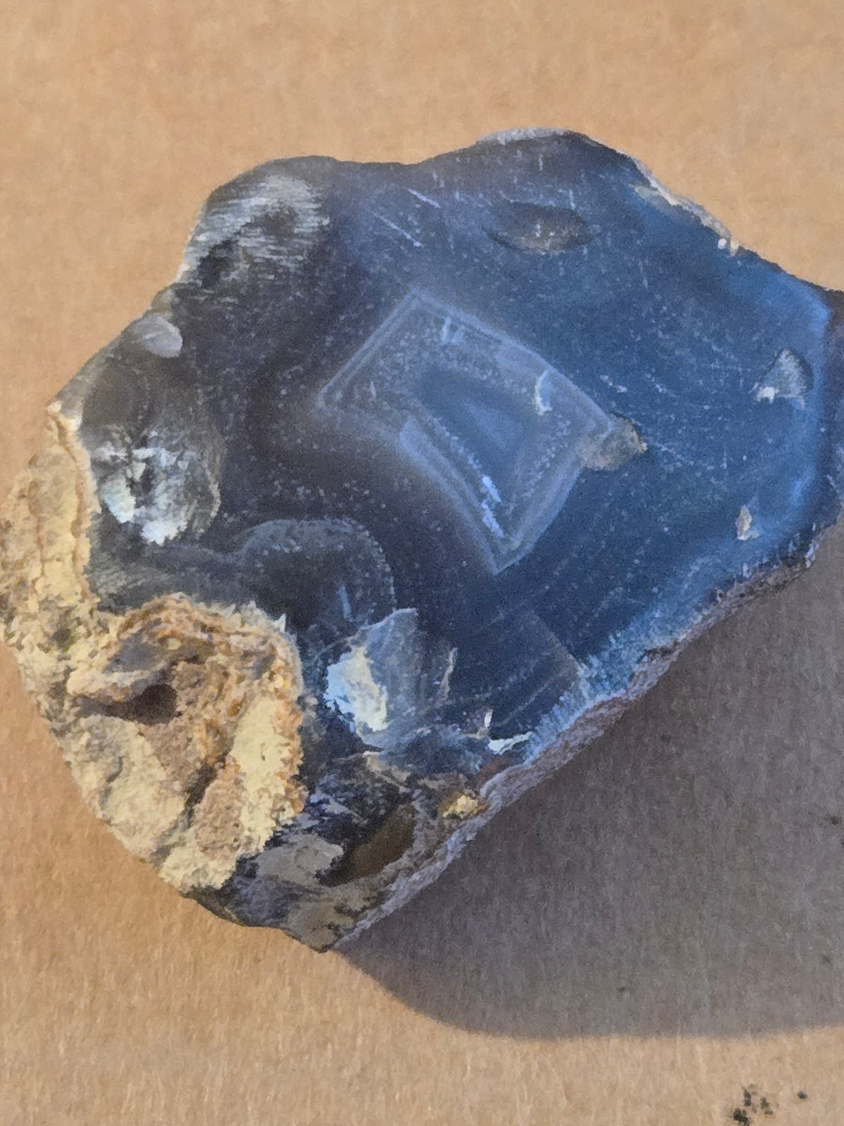 Agate window