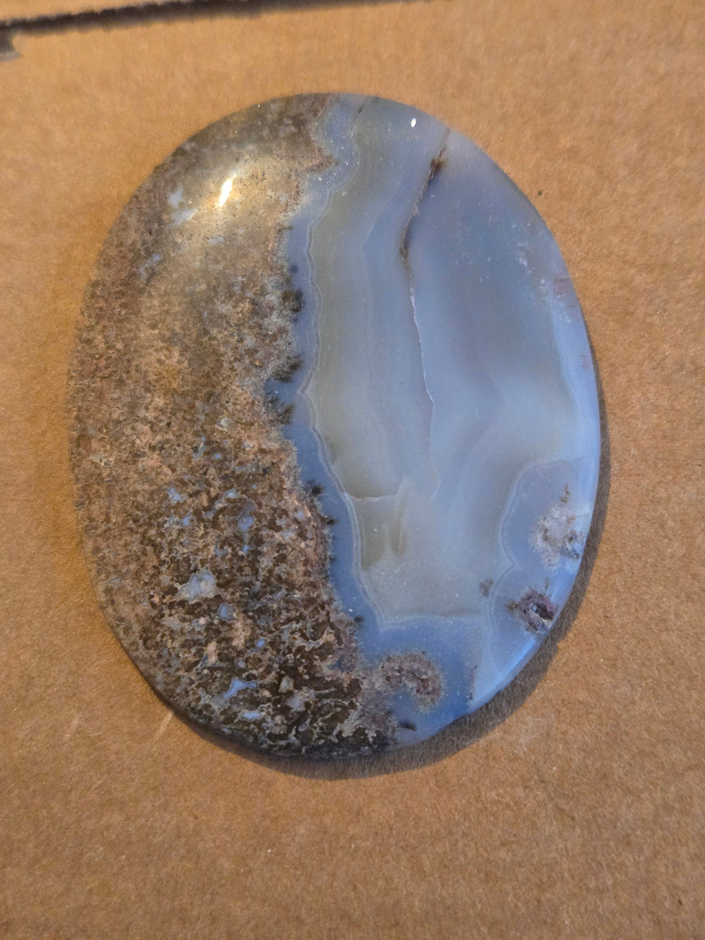 Agate cabochon
