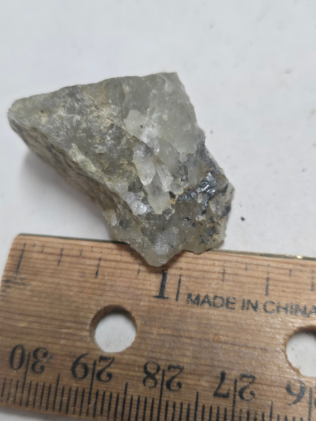 Aikinite gladite