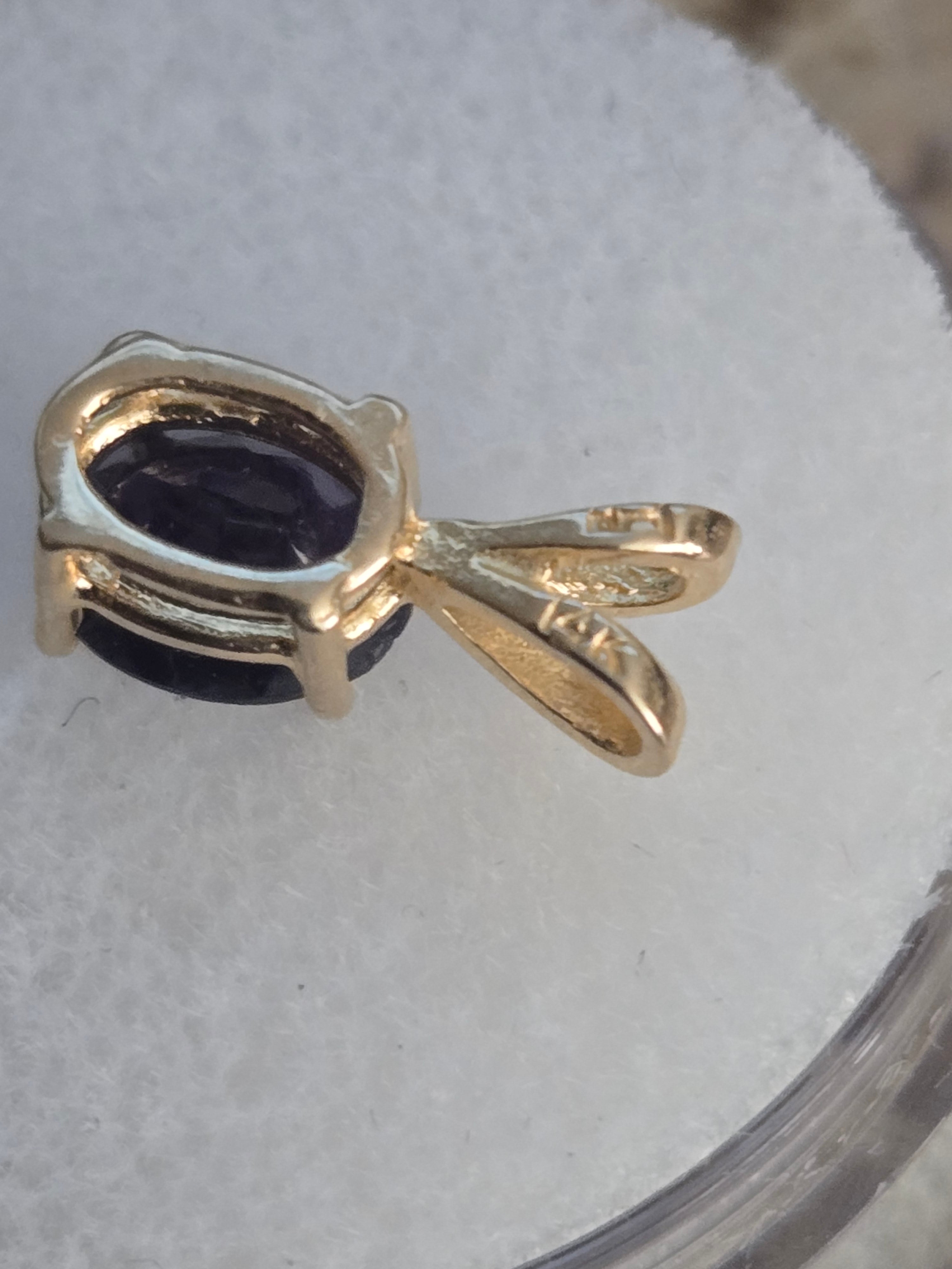 Alexandrite pendant