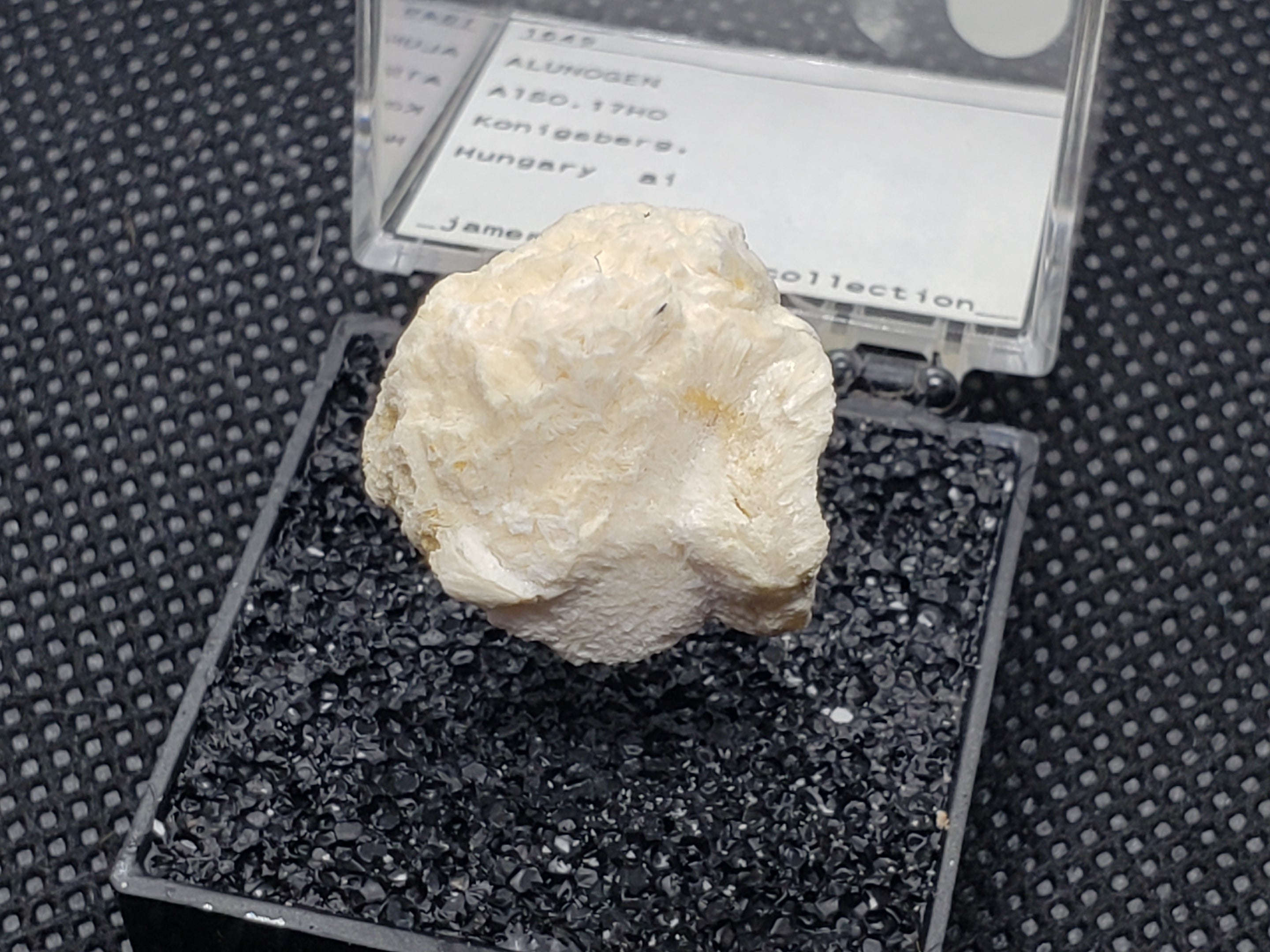 Alunogen specimen - Adam's Minerals LLC