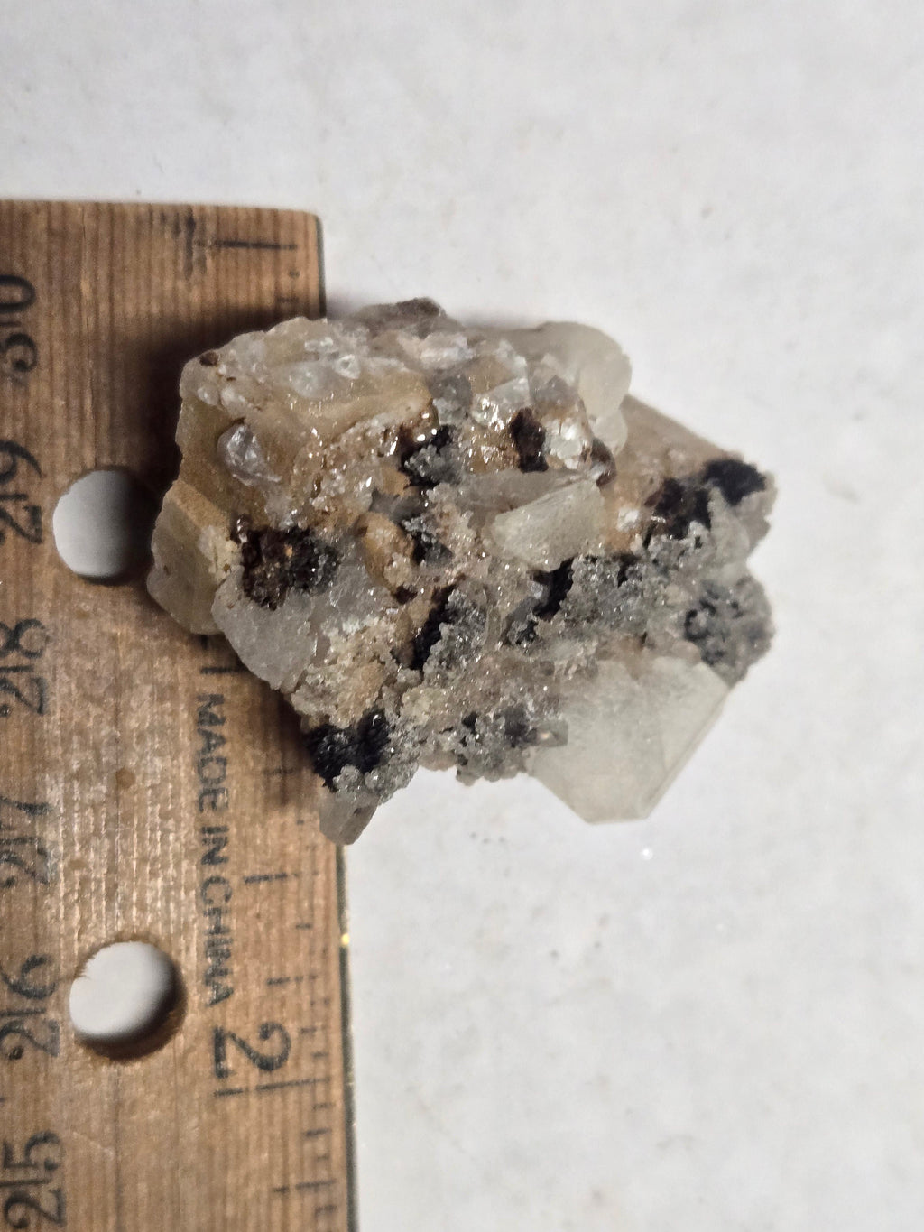 Apophyllite with hubeite
