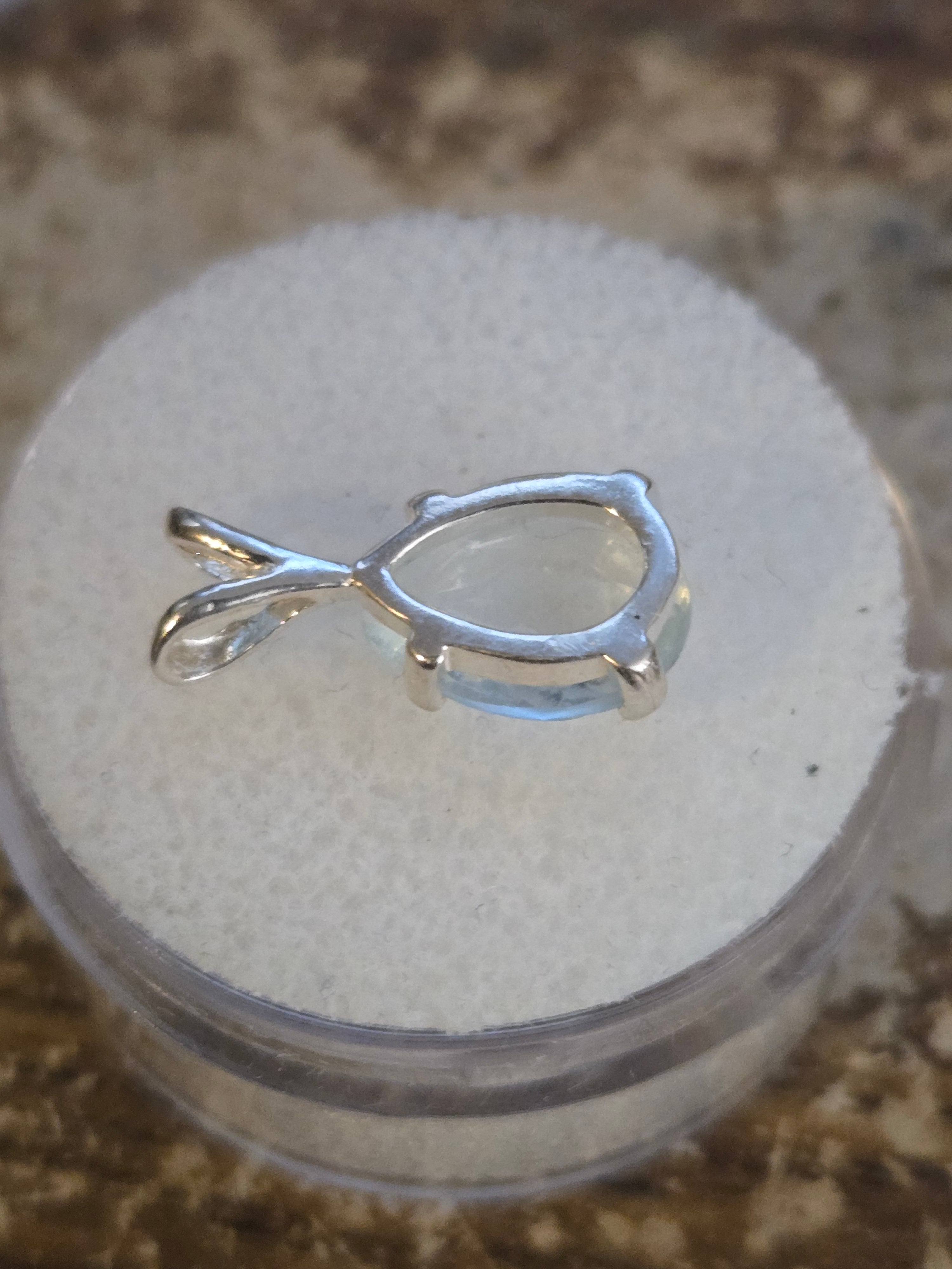 Aquamarine pear pendant