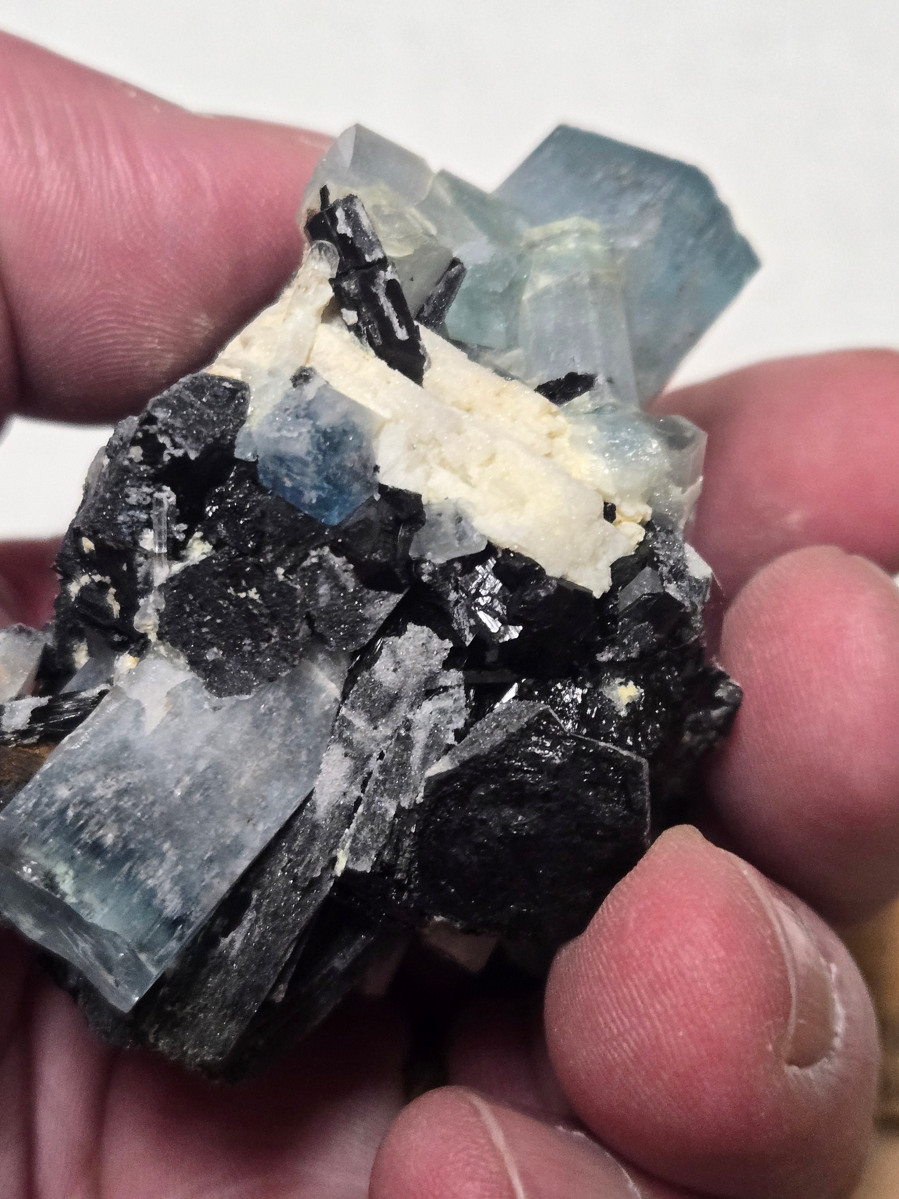 Aquamarine with Schorl