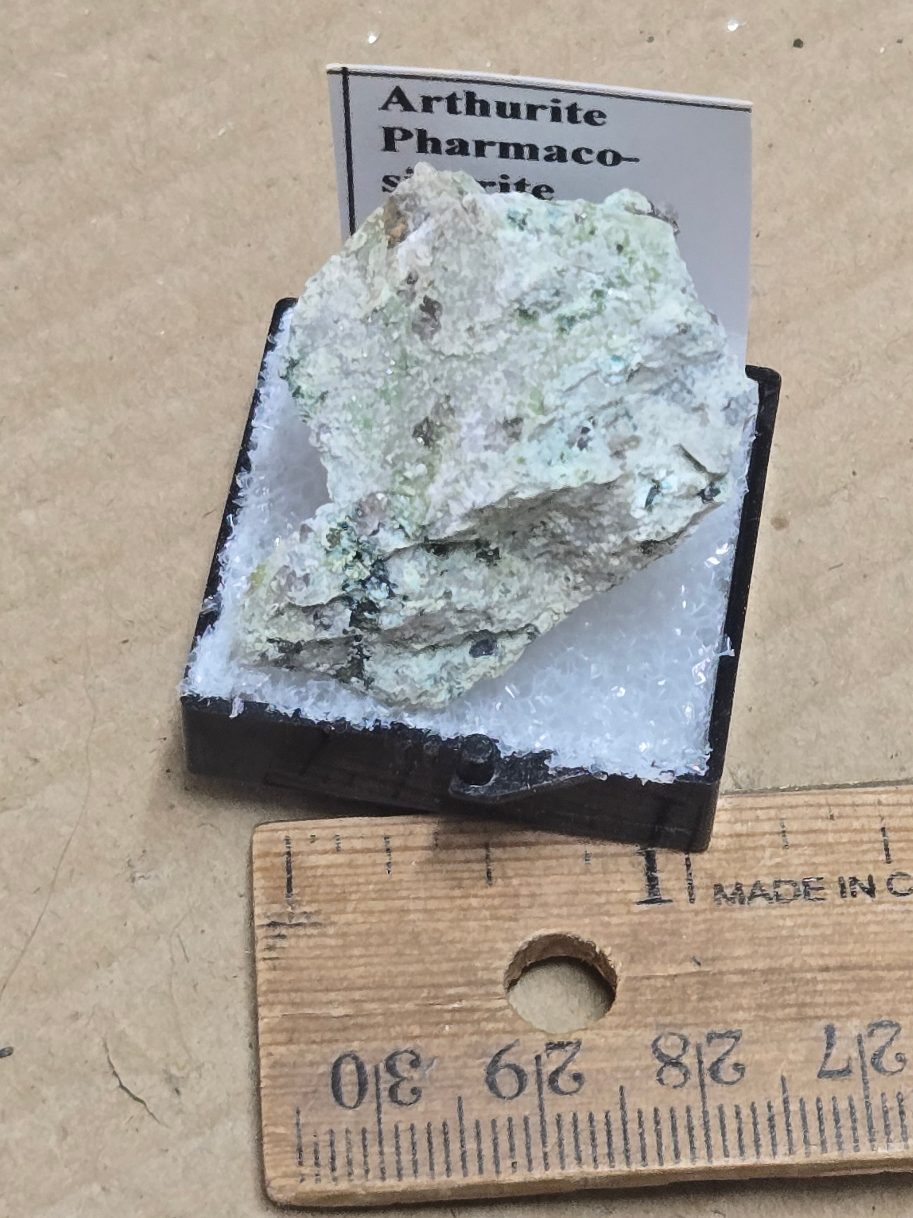 Arthurite w pharmacosiderite