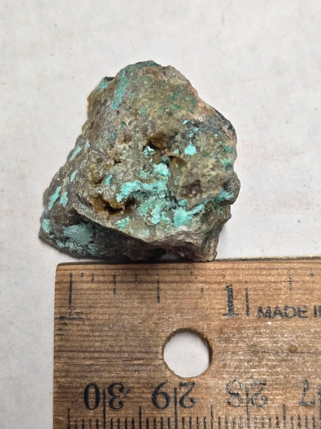 Atelestite with mixite