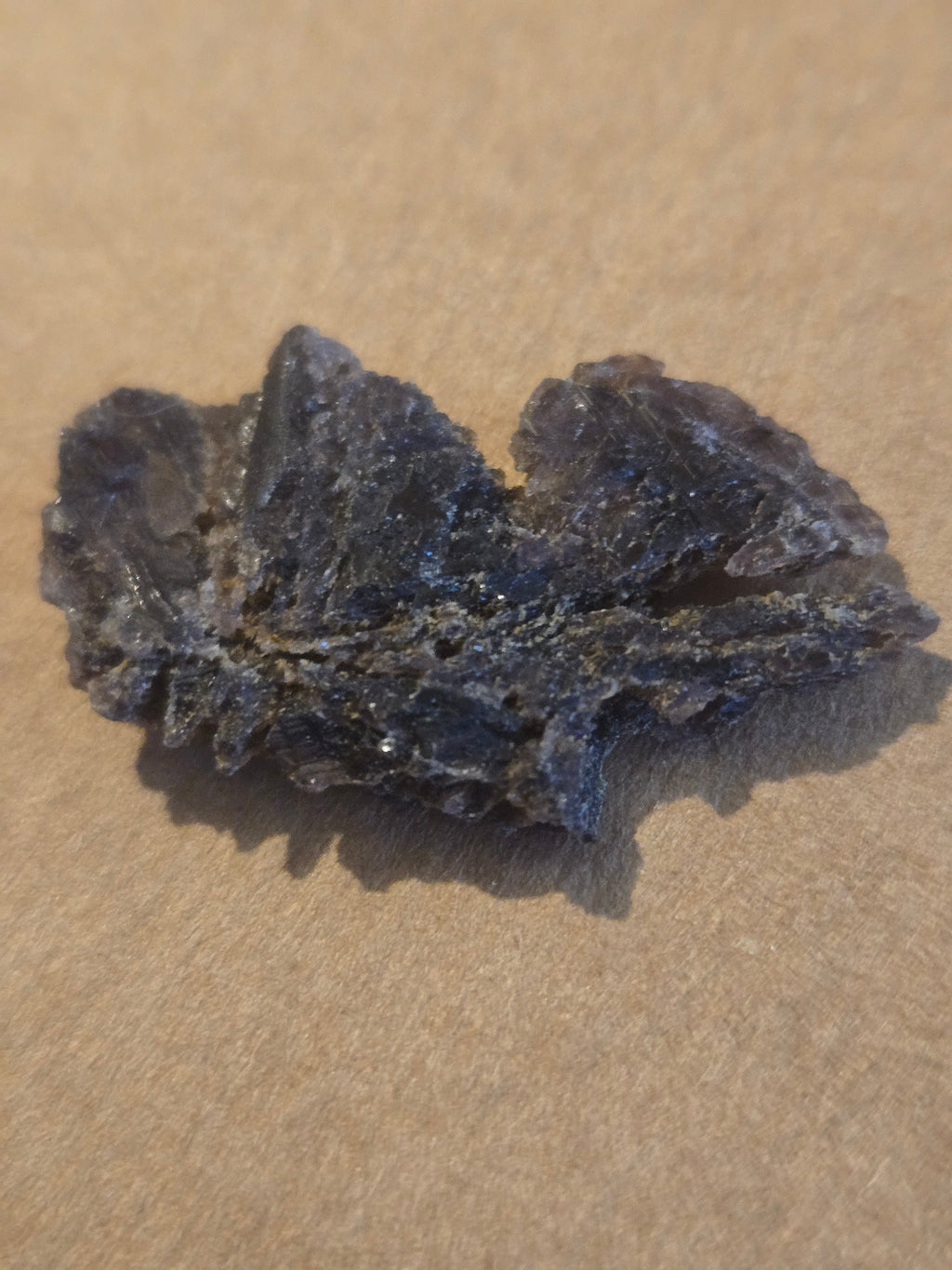 Axinite Fe specimen