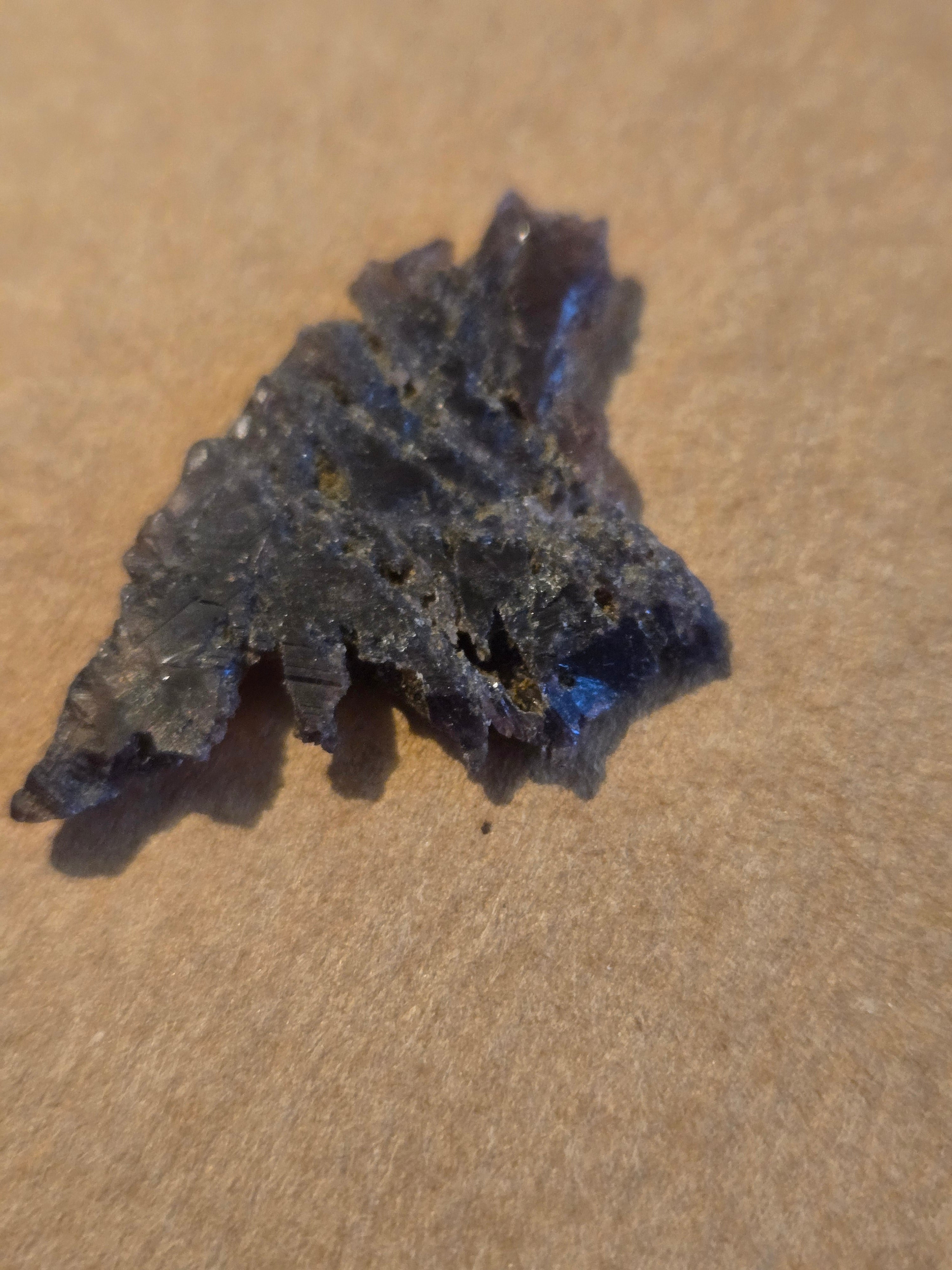 Axinite Fe specimen