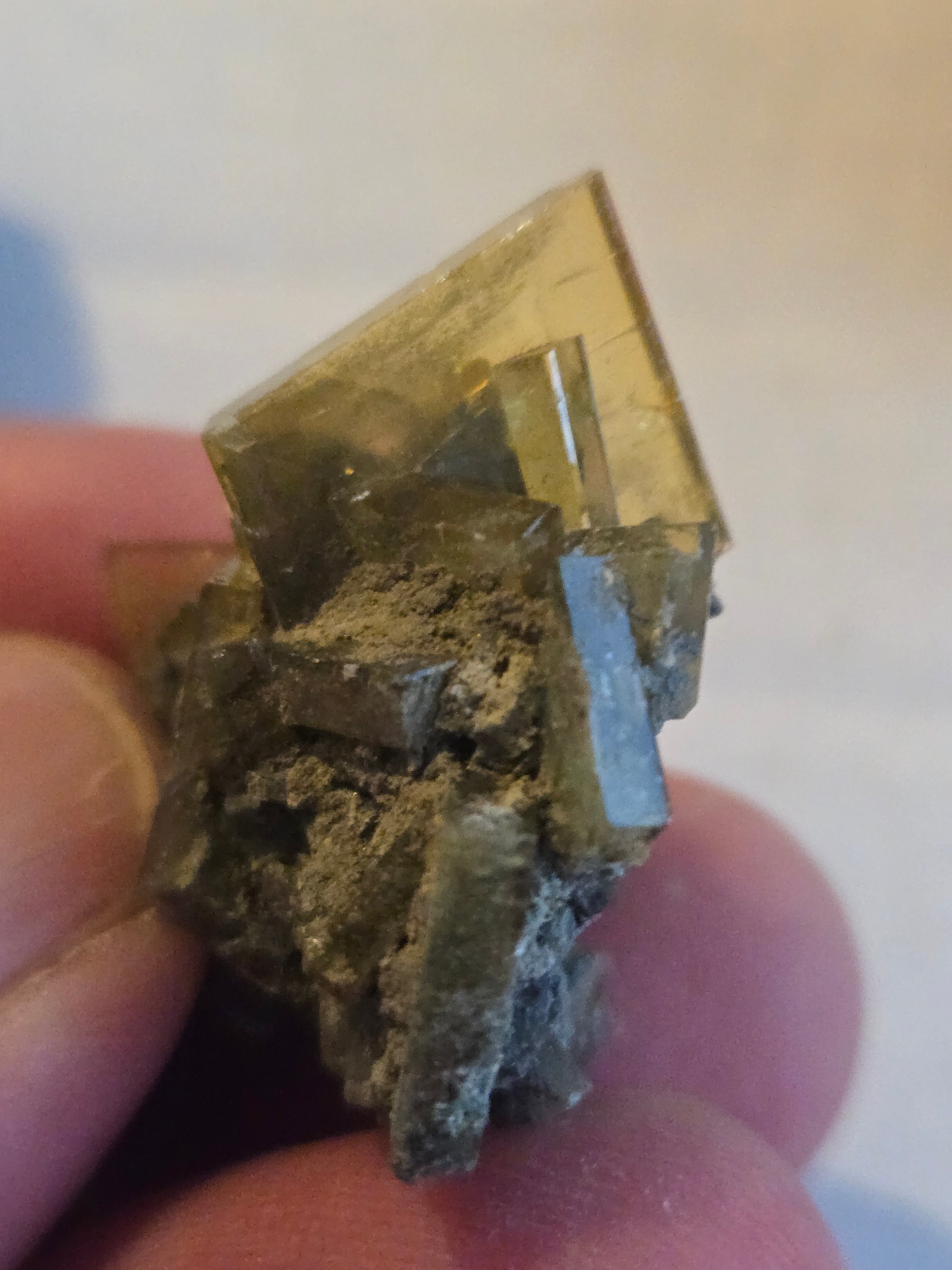 Barite specimen