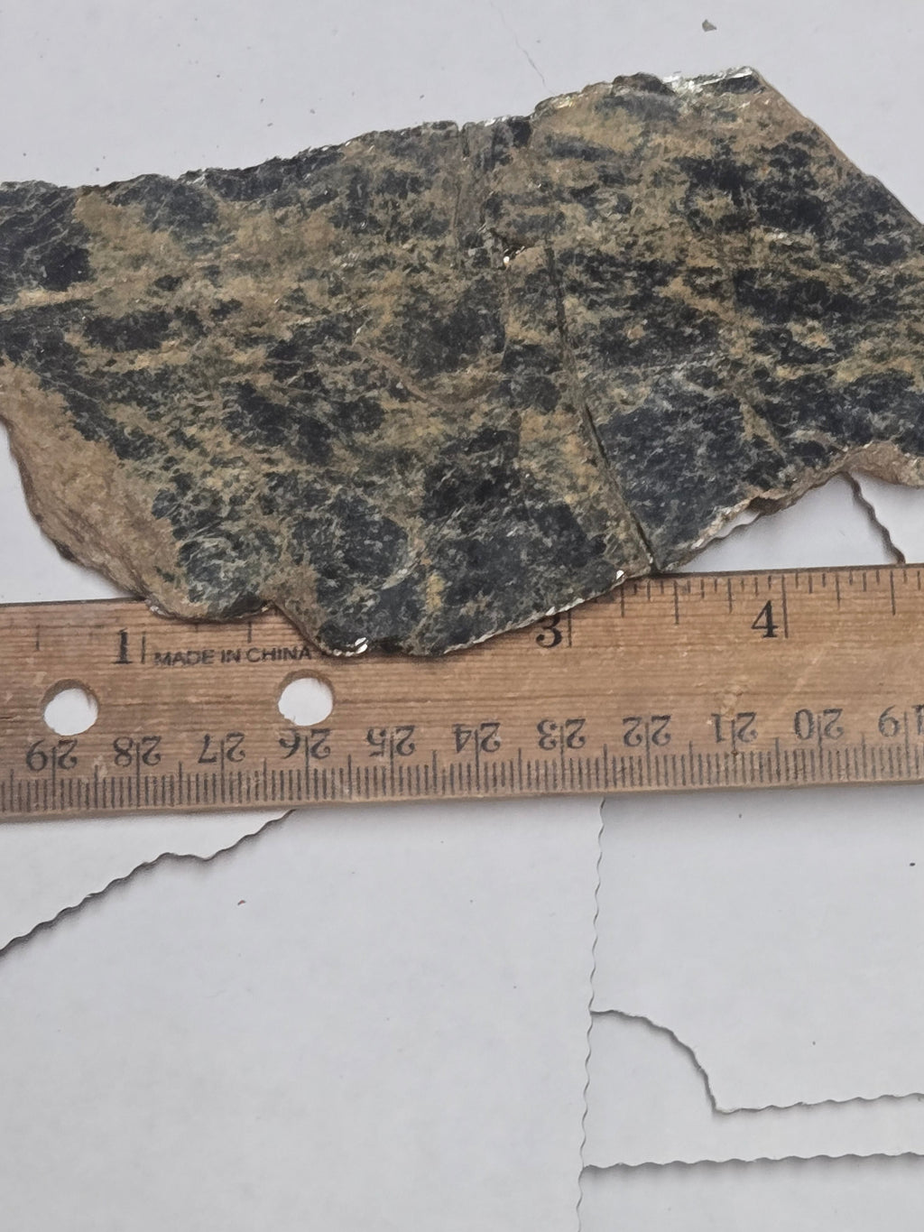 Biotite mica