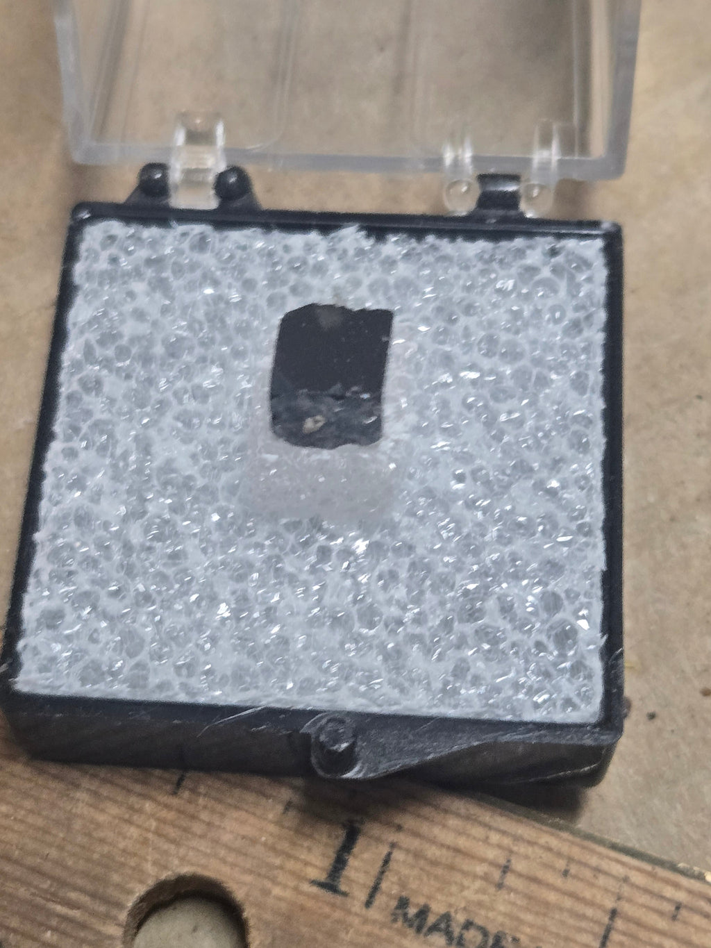 Bixbyite