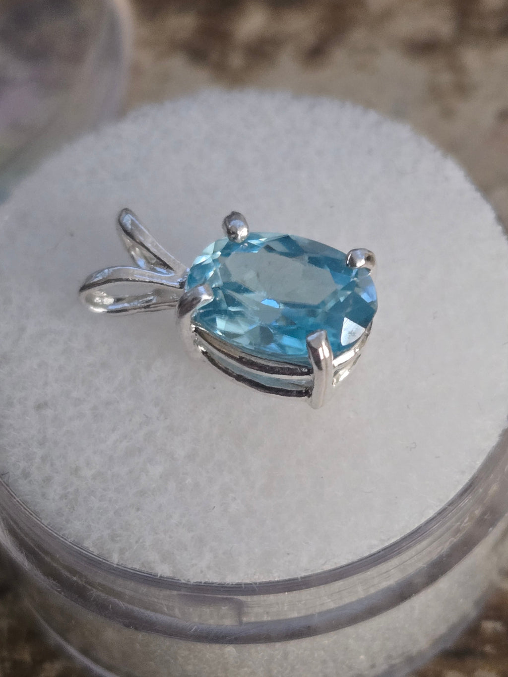 Blue topaz pendant