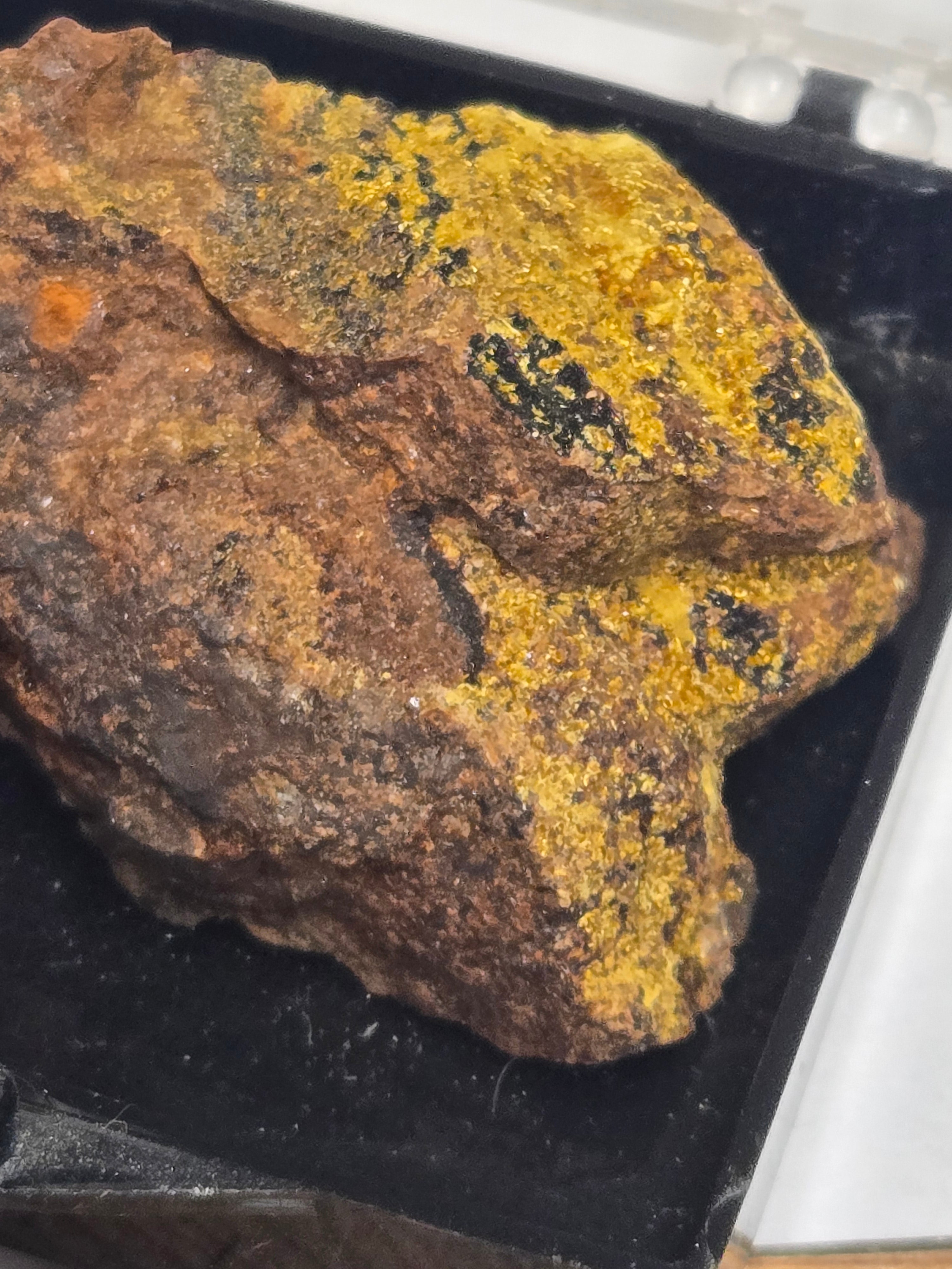 Cacoxenite specimen