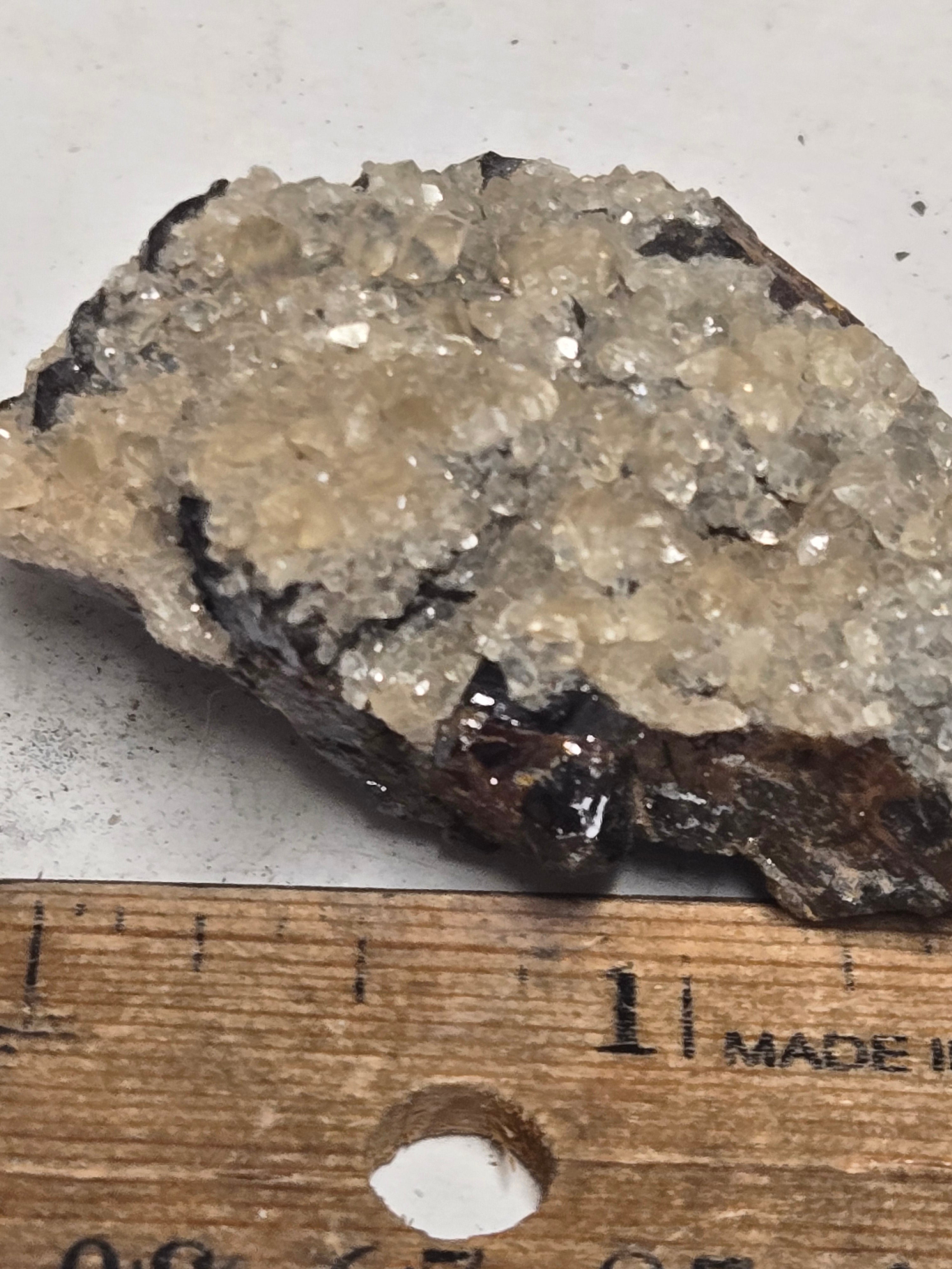 Calcite on sphalerite