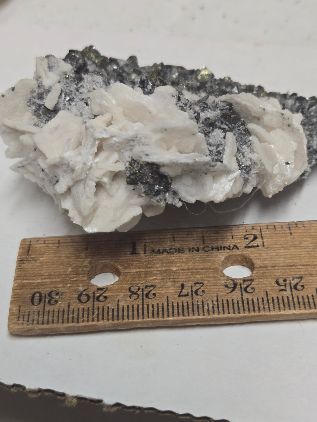 Calcite w Sphalerite specimen