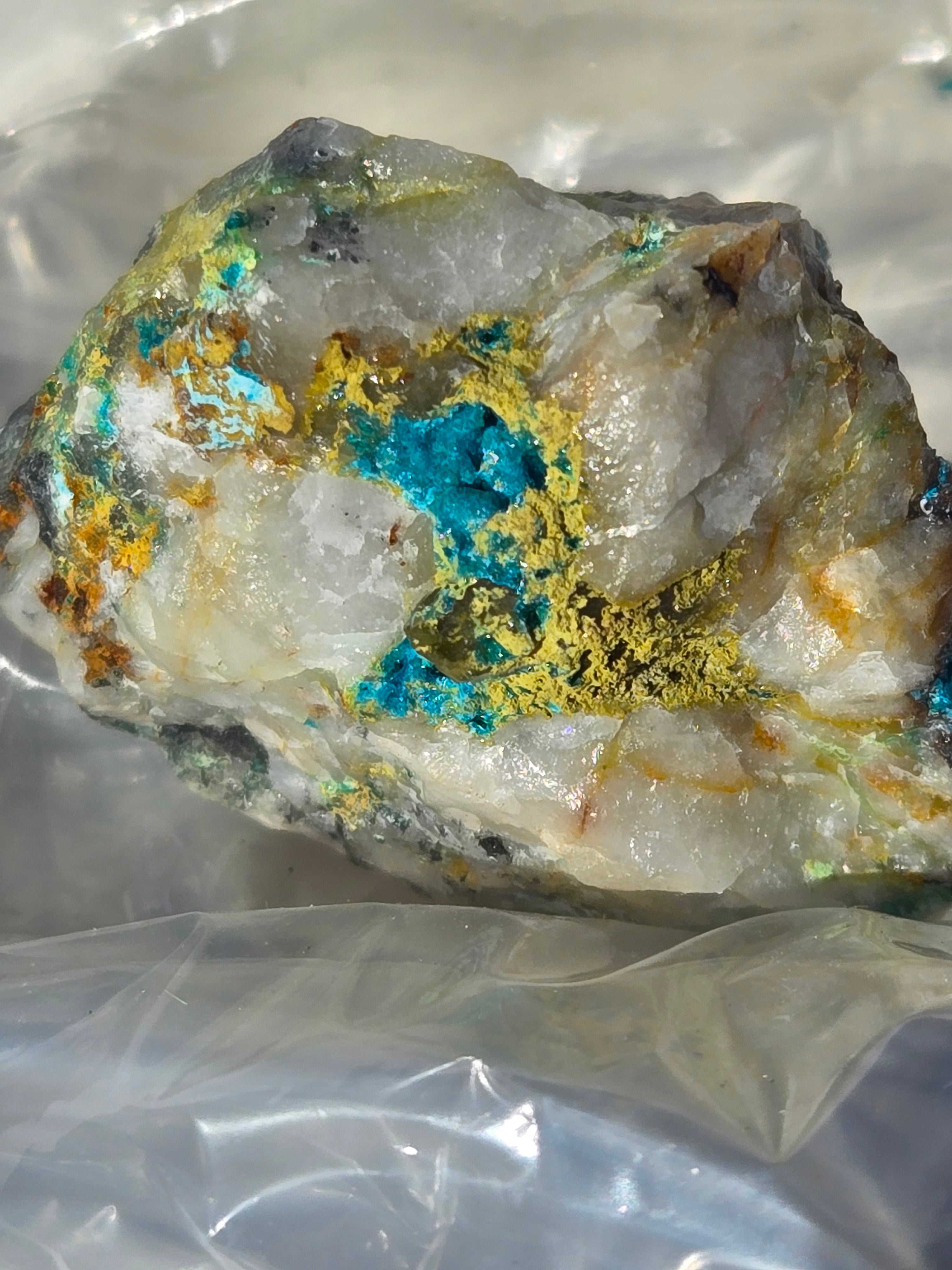 Caledonite
