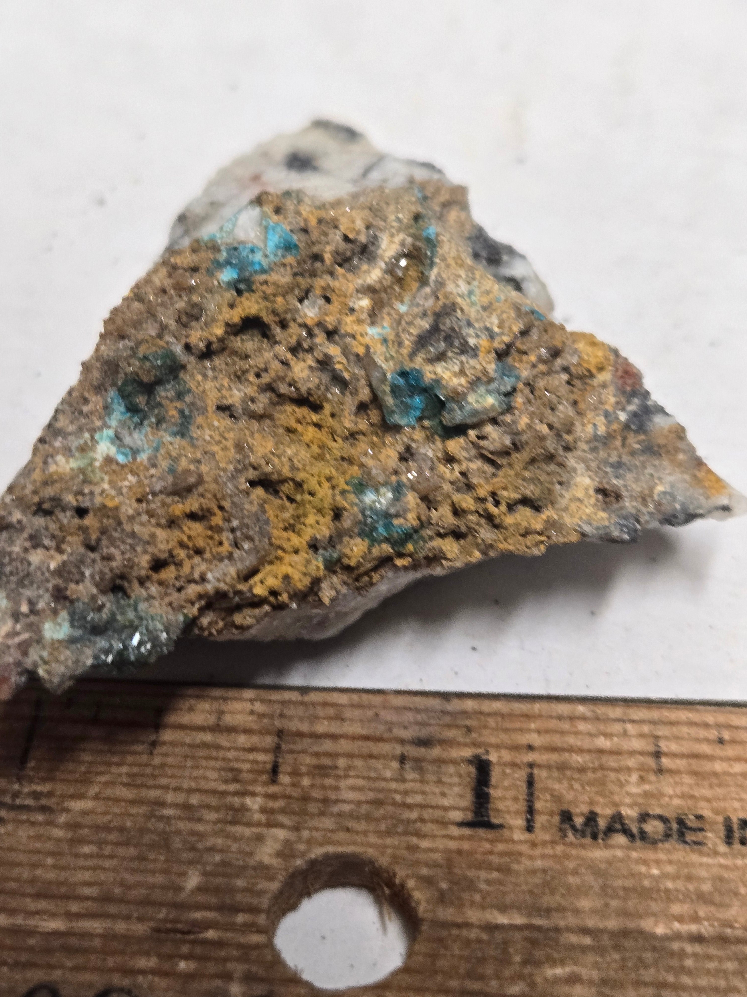 Caledonite specimen