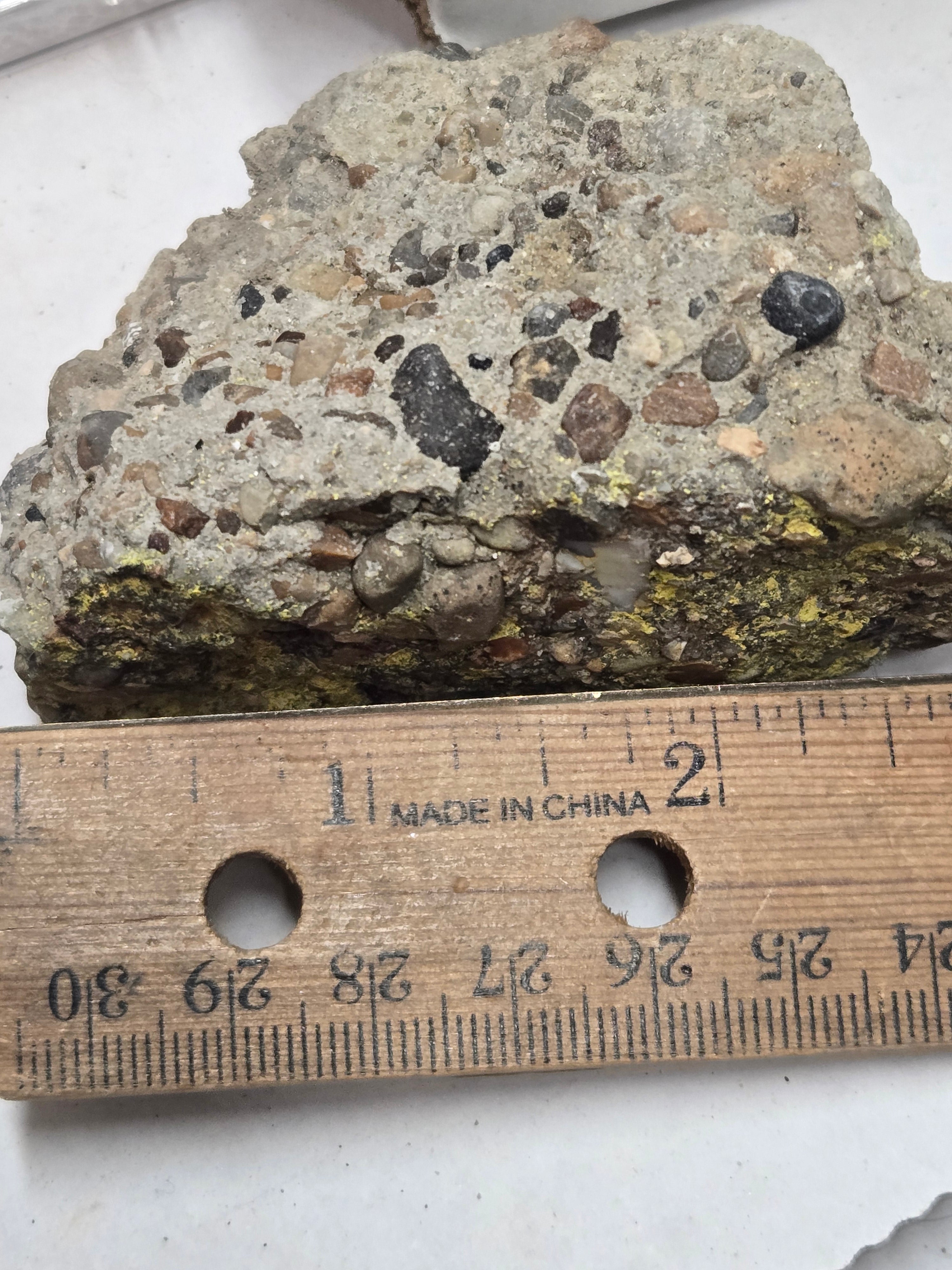 Carnotite on conglomerate