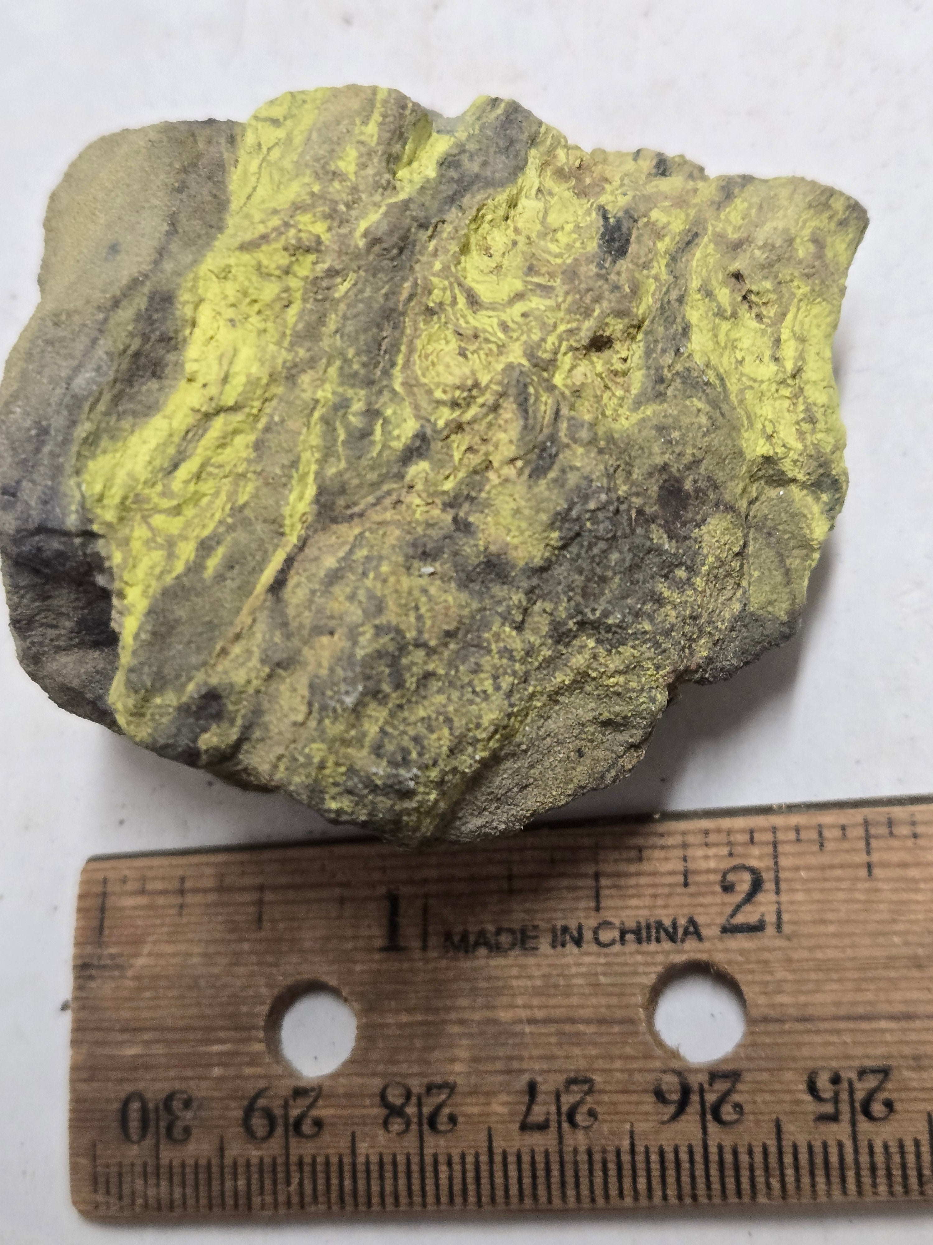 Carnotite uraninite