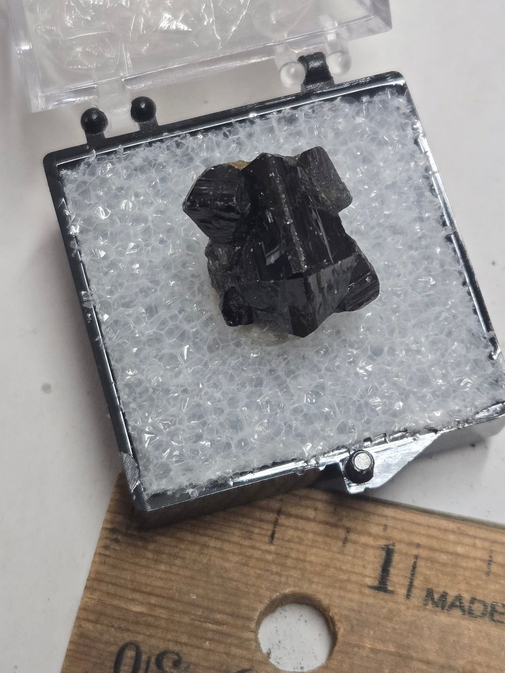 Cassiterite crystal