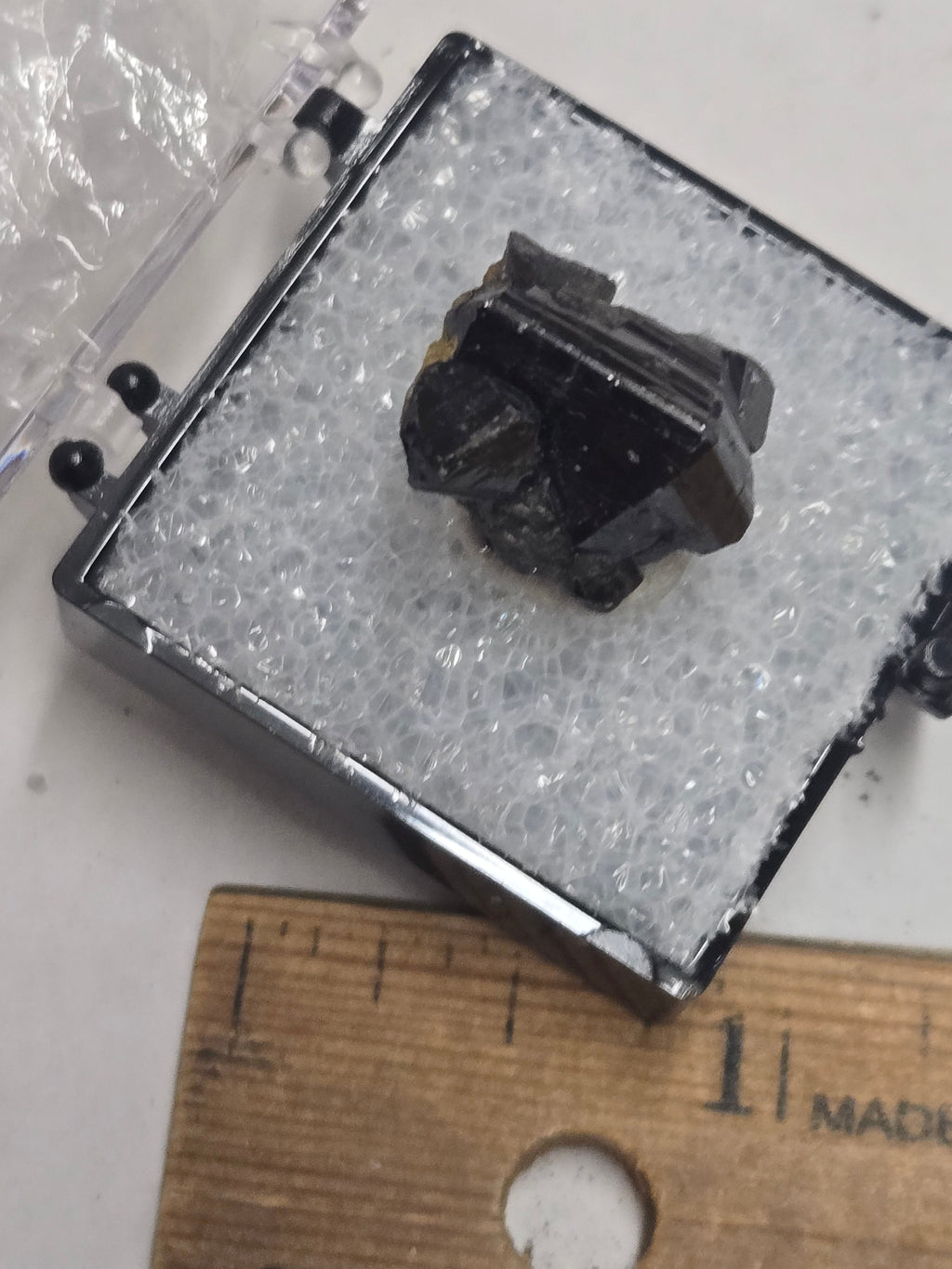 Cassiterite crystal