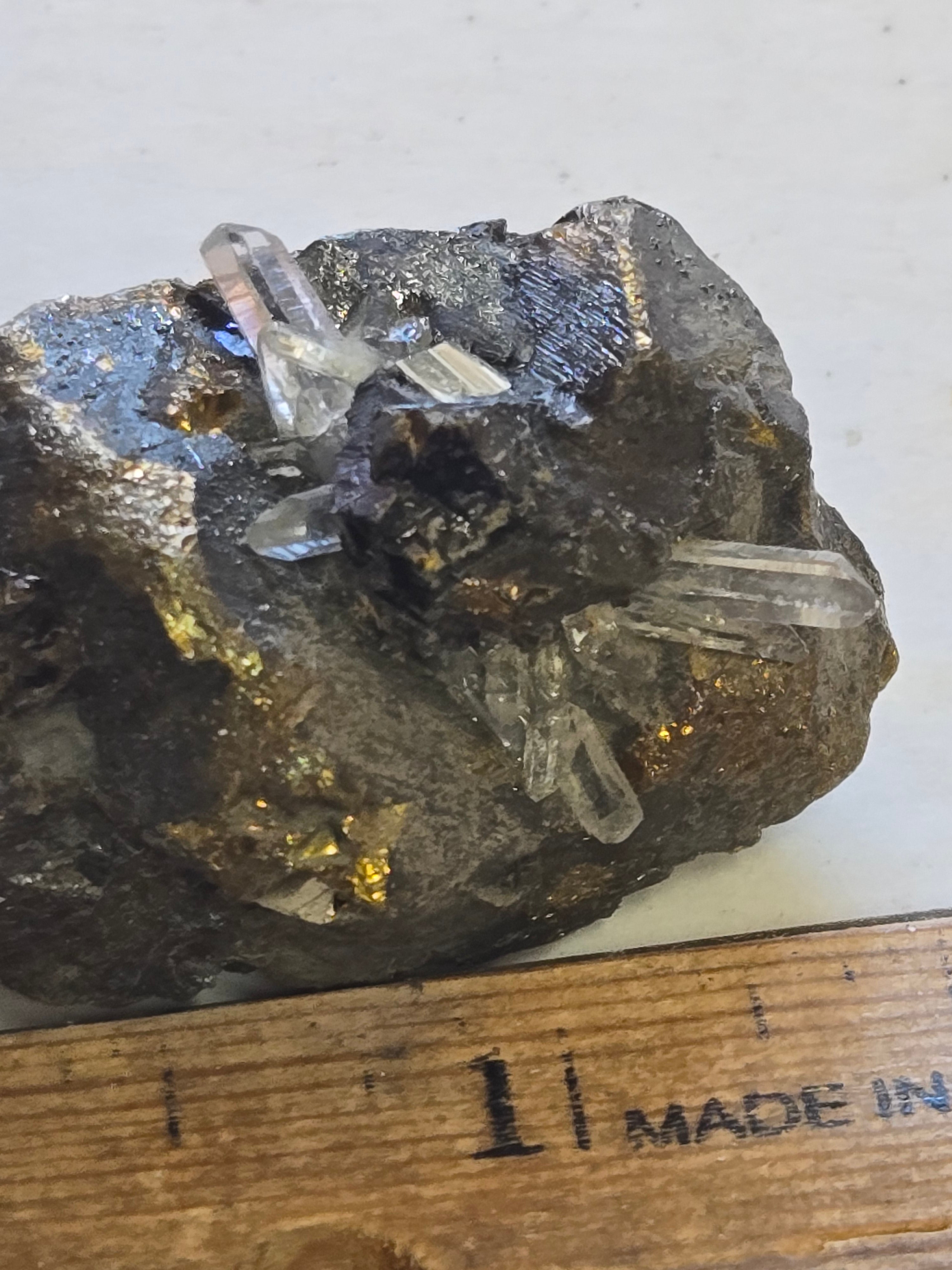 Chalcopyrite w Quartz