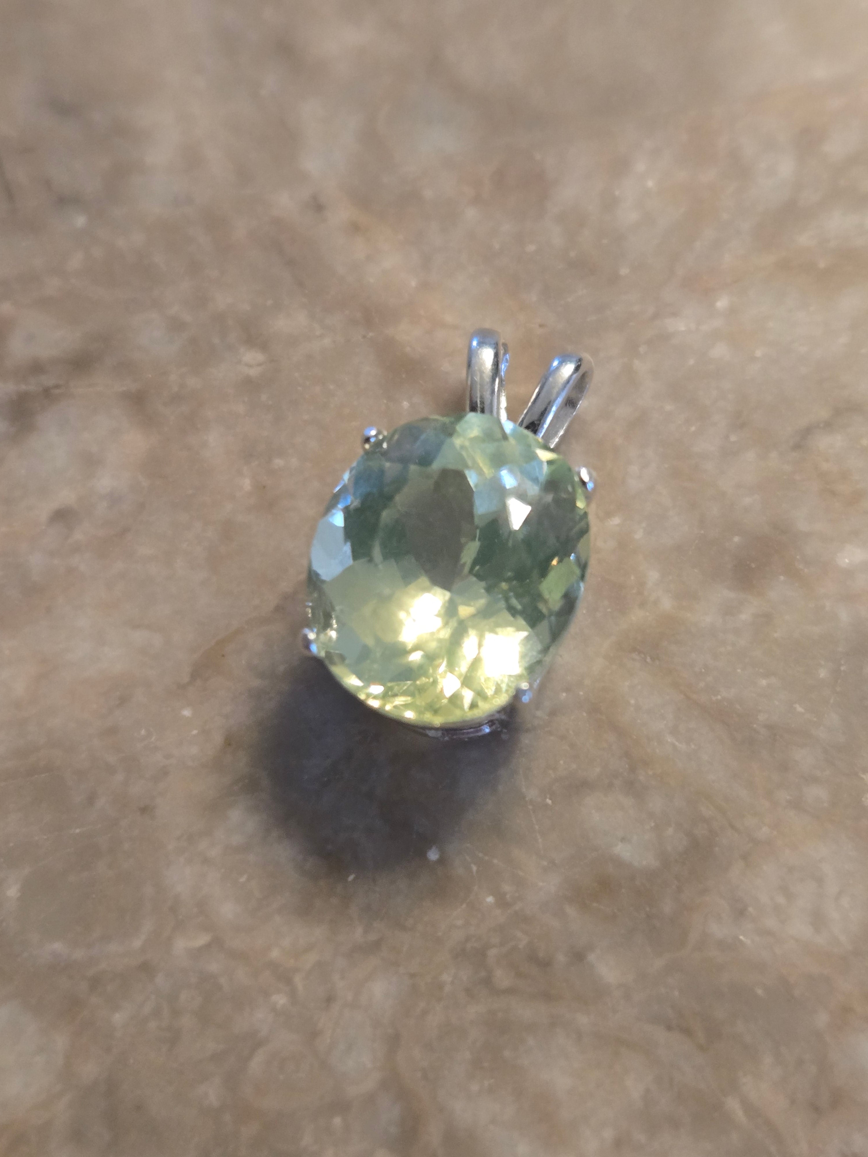 Chrysoberyl pendant