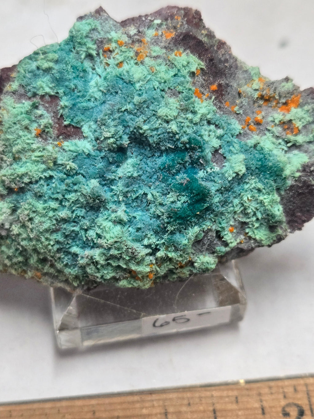 Chrysocolla with mimetite
