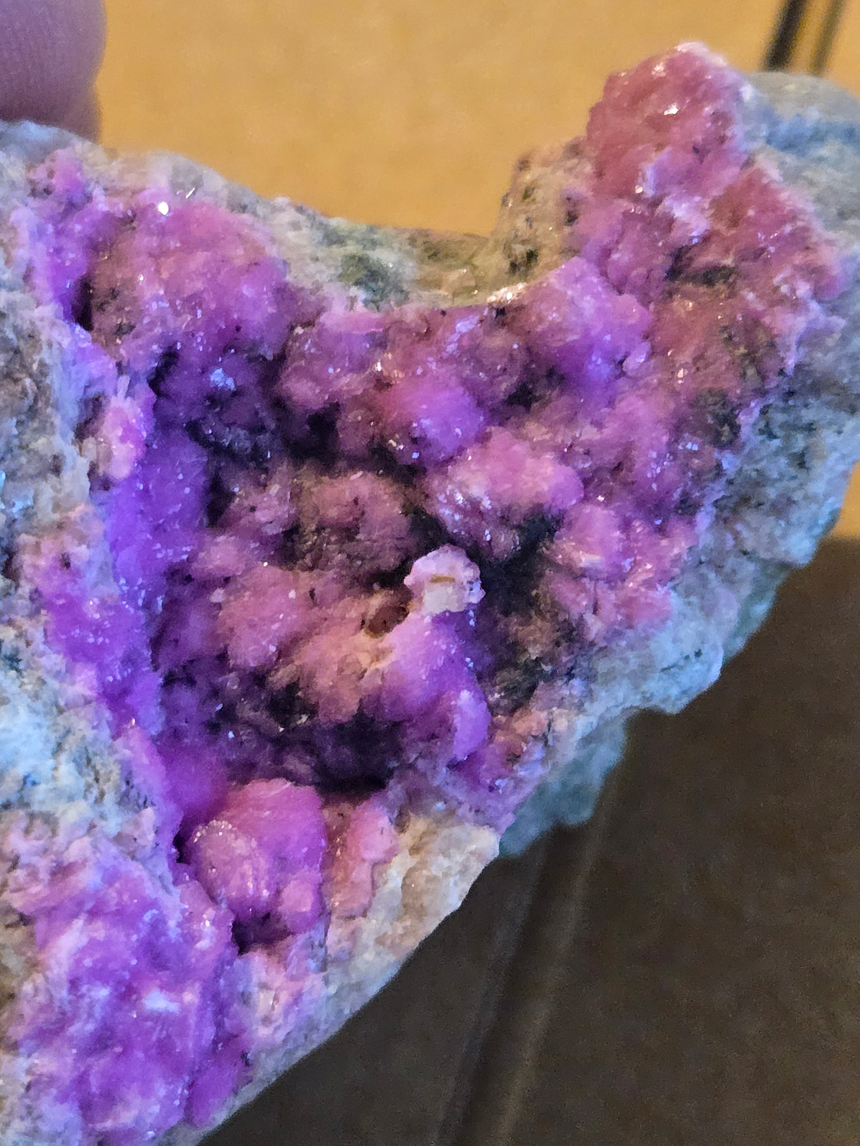 Cobaltian calcite