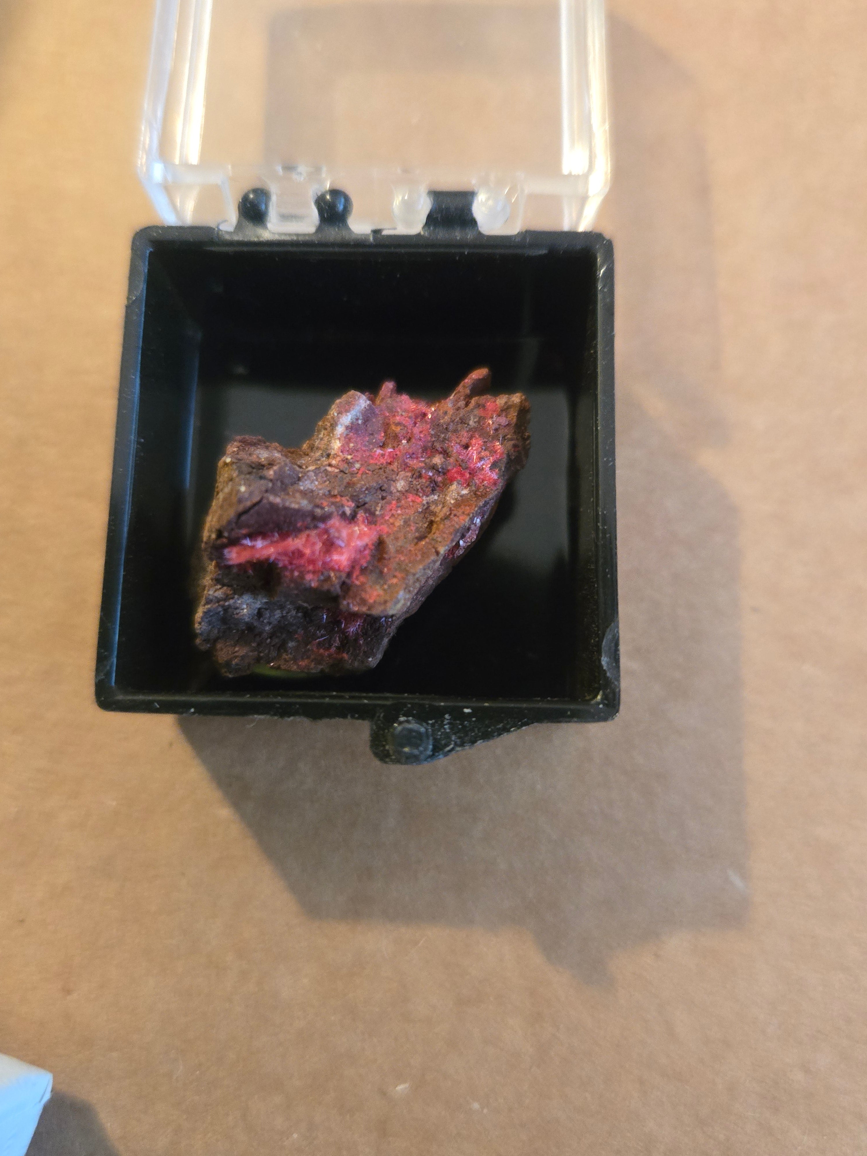 Cuprite var chalcotrichite