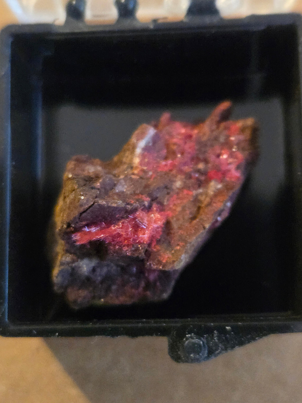 Cuprite var chalcotrichite