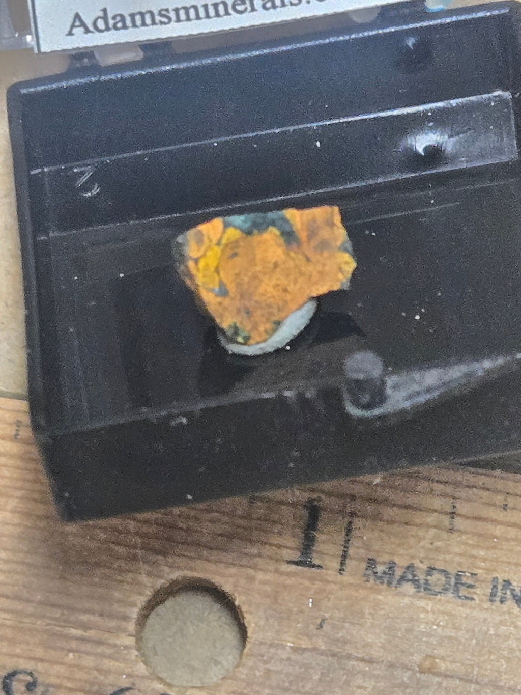 Curite w Vandenbrandeite