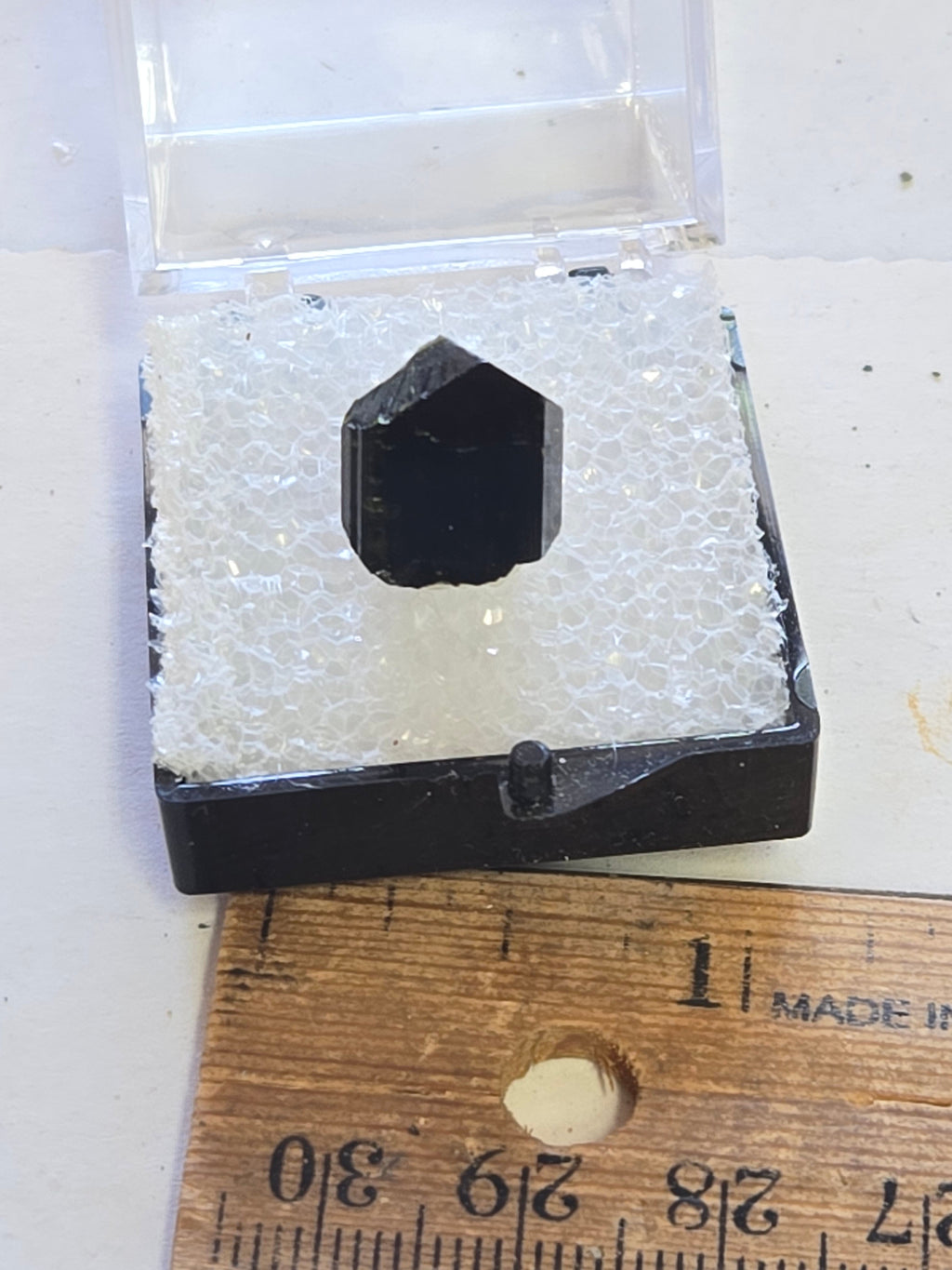 Epidote crystal