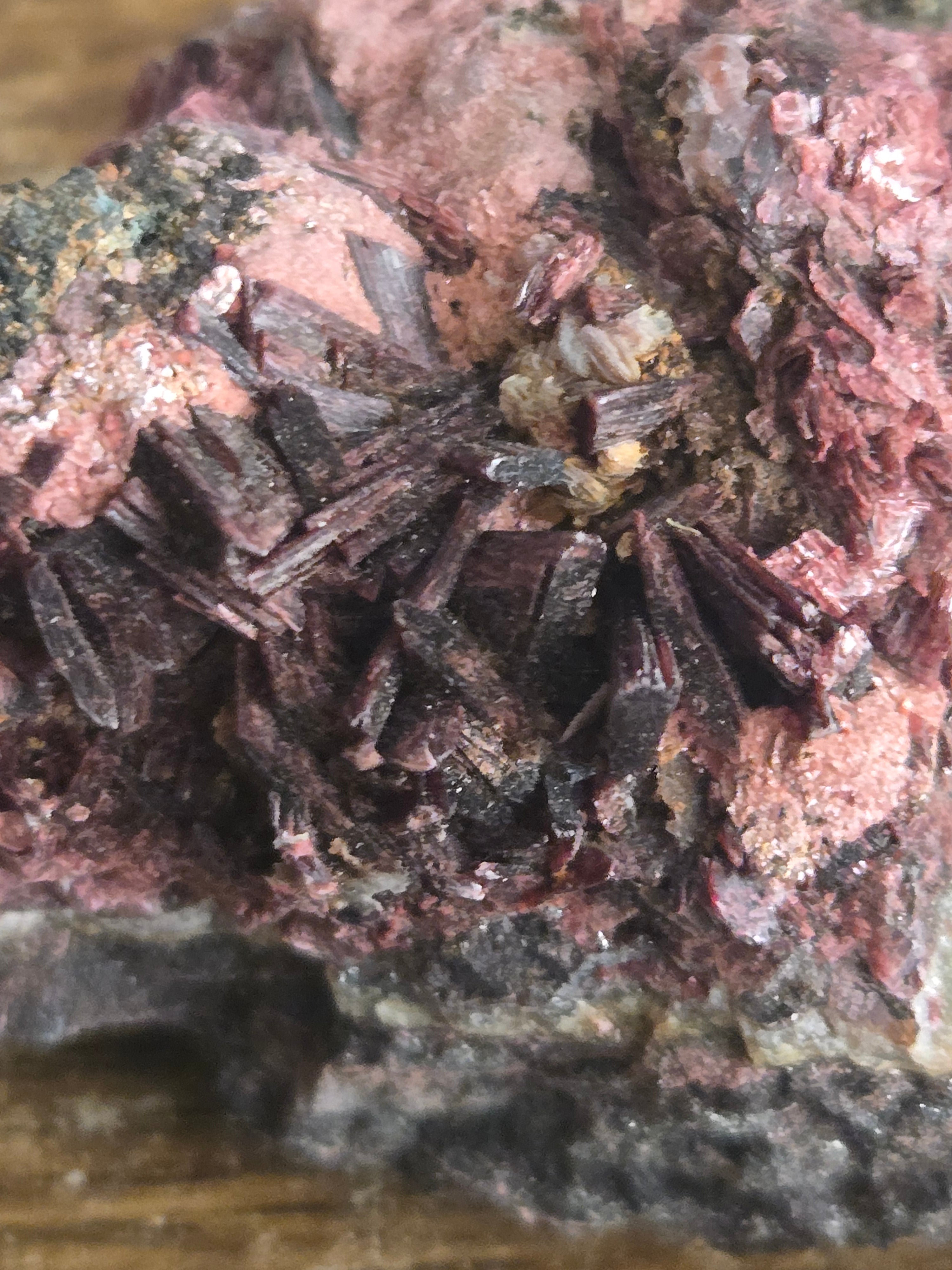 Erythrite