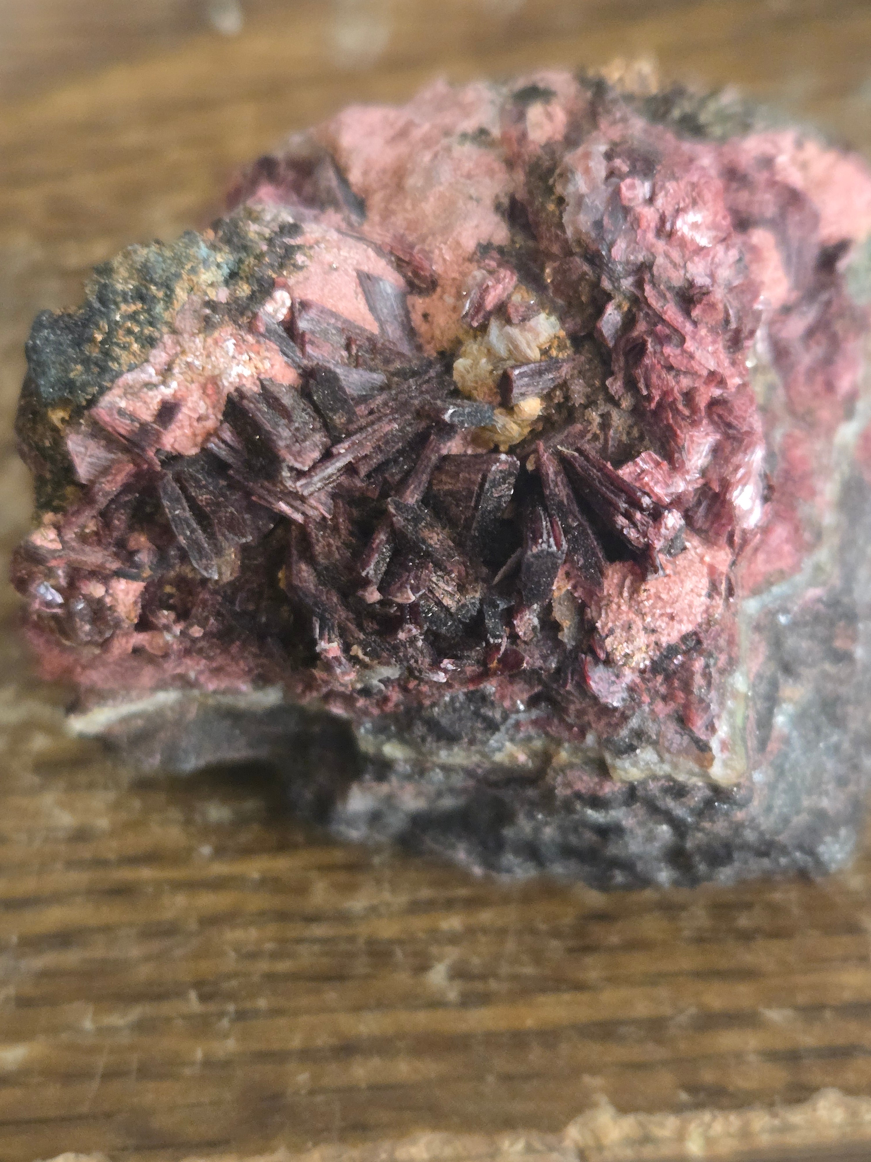 Erythrite