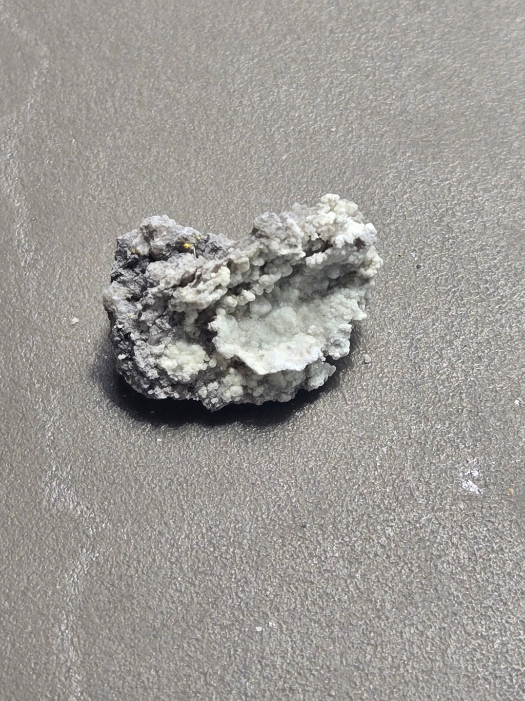 Ferrinatrite