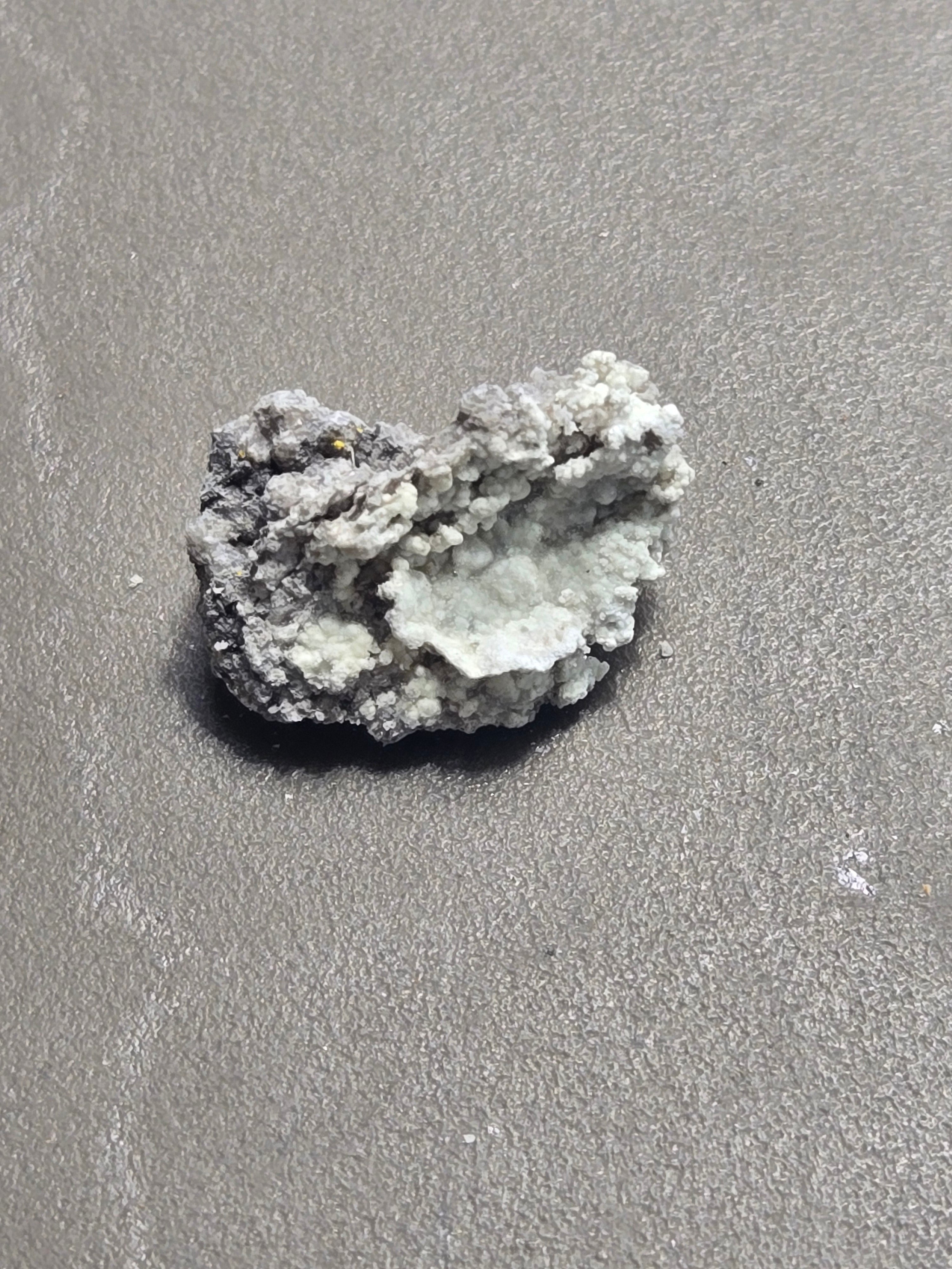 Ferrinatrite