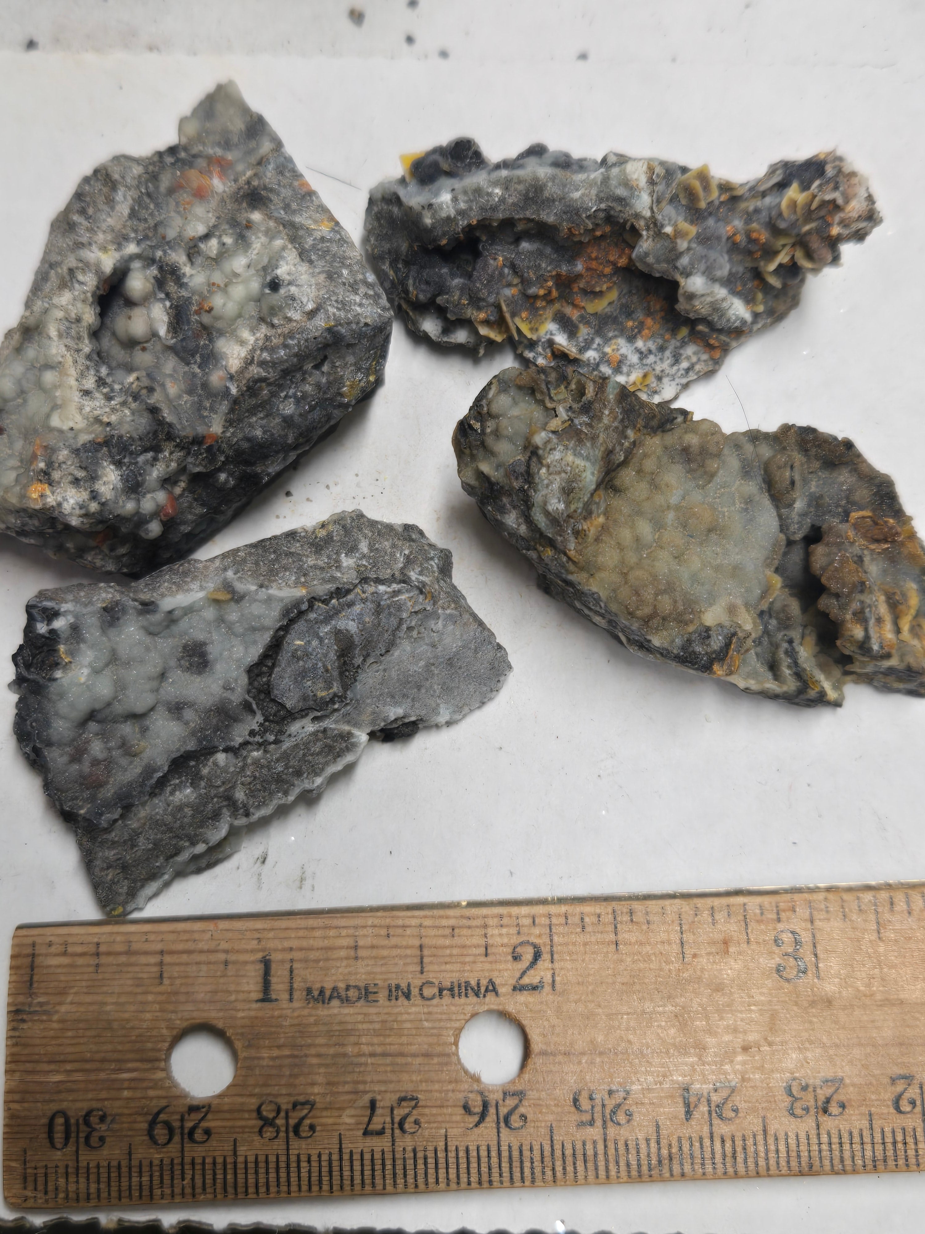 Finch mine wulfenite lot