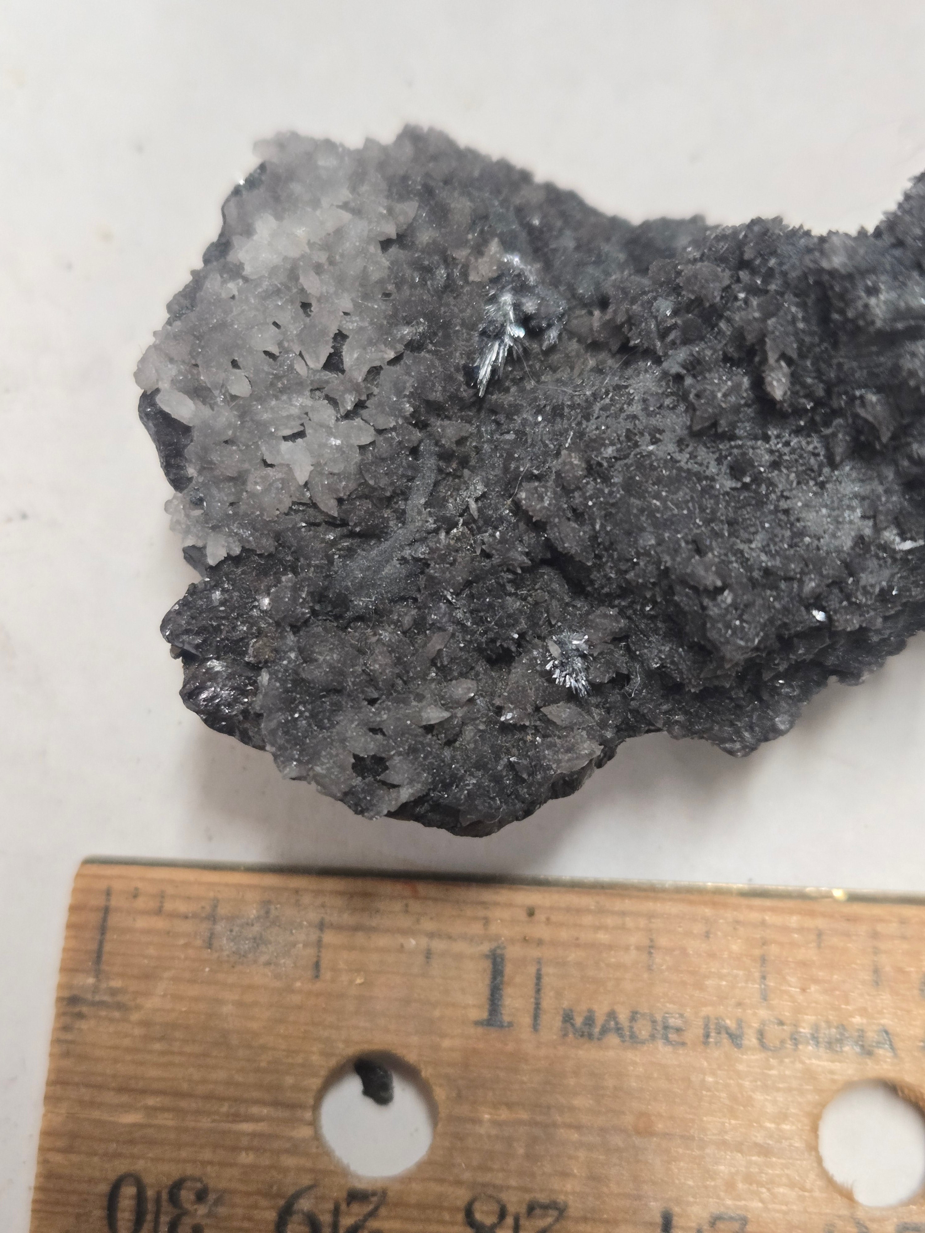 Fizelyite with semseyite