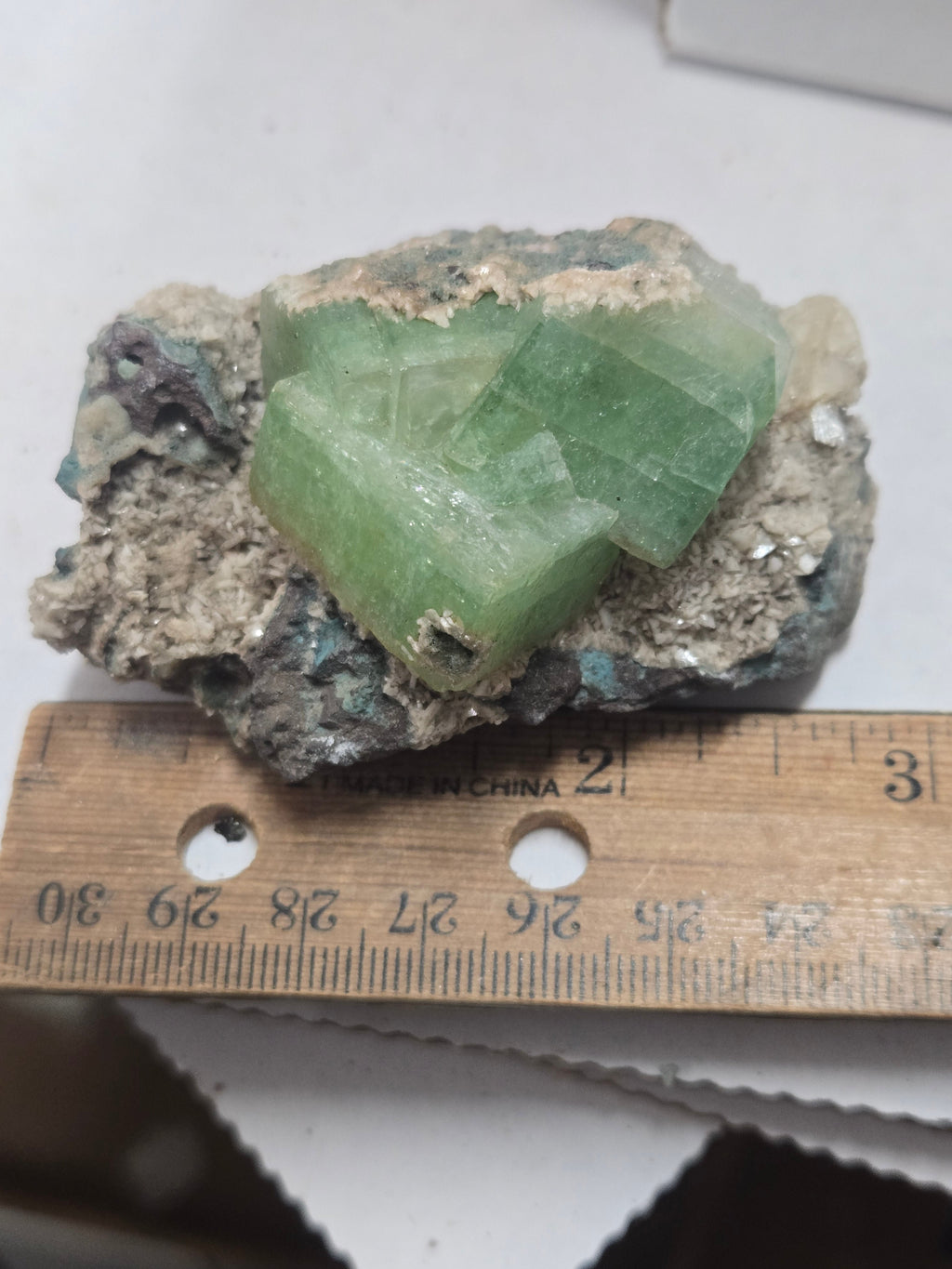 Fluorapophyllite