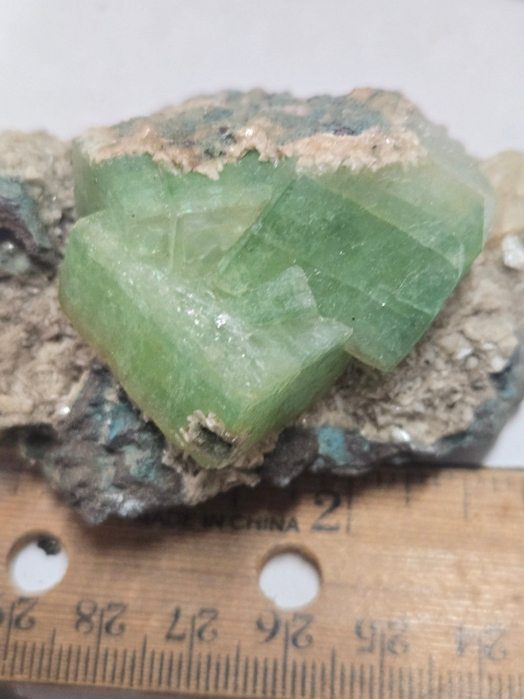 Fluorapophyllite