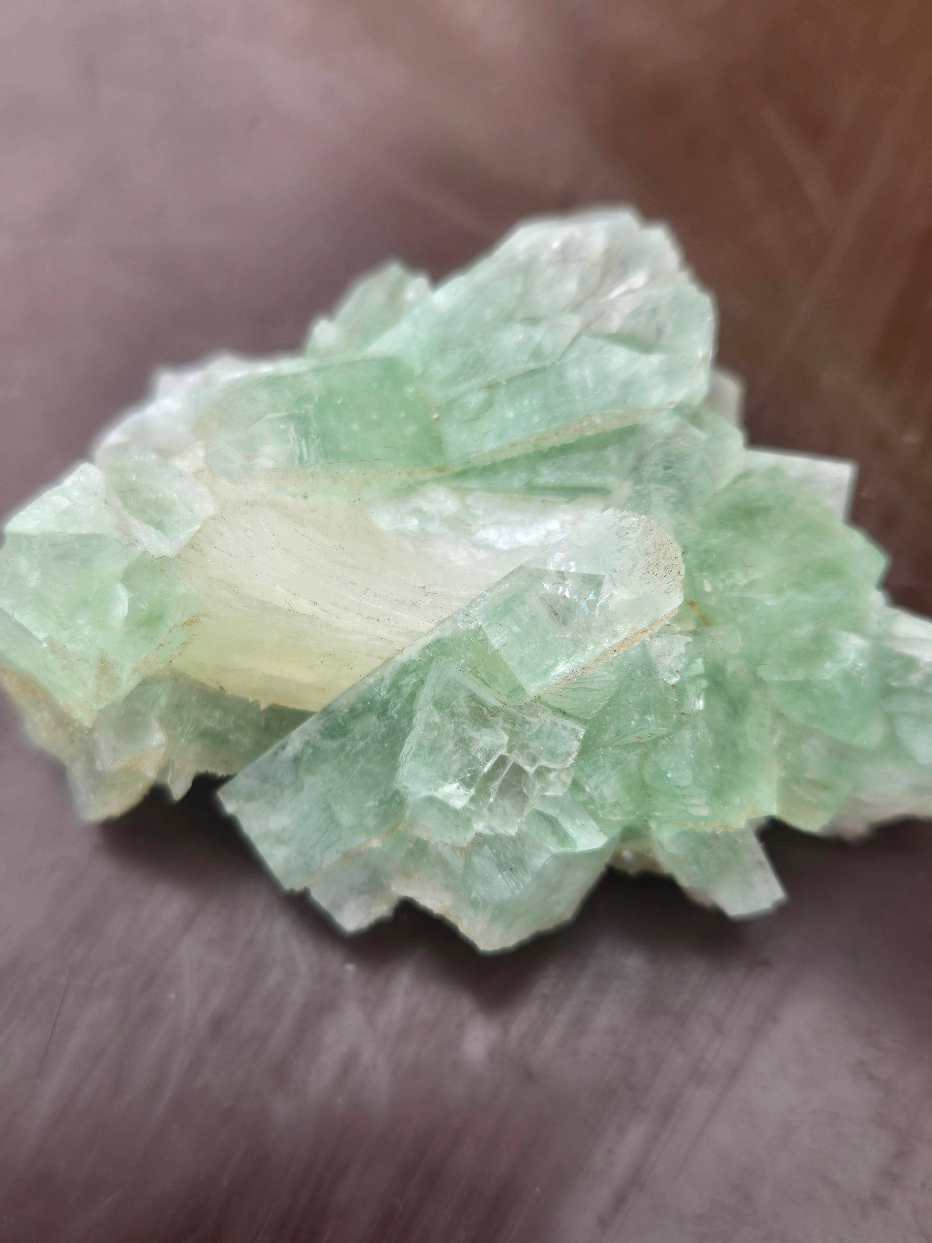 Fluorapophyllite stilbite
