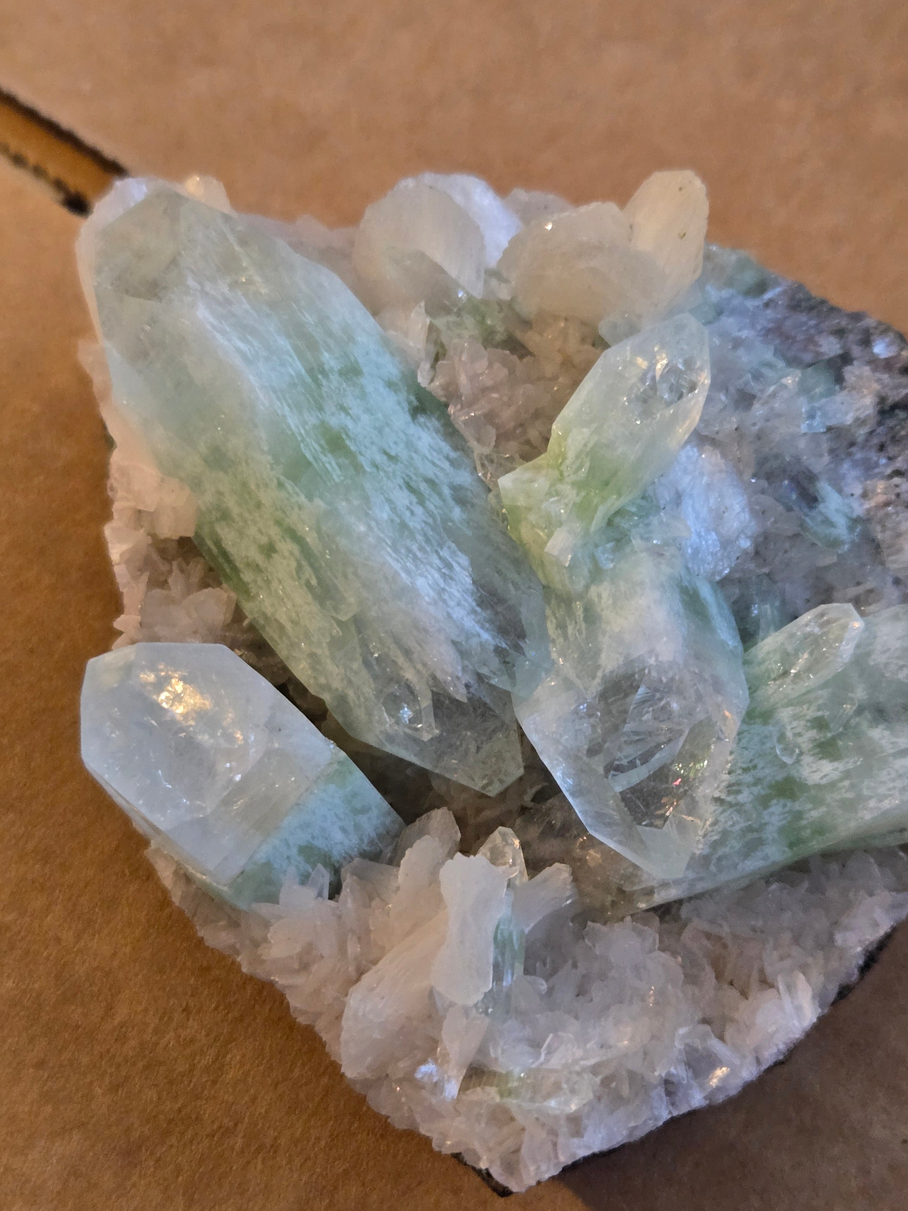 Fluorapophyllite stilbite