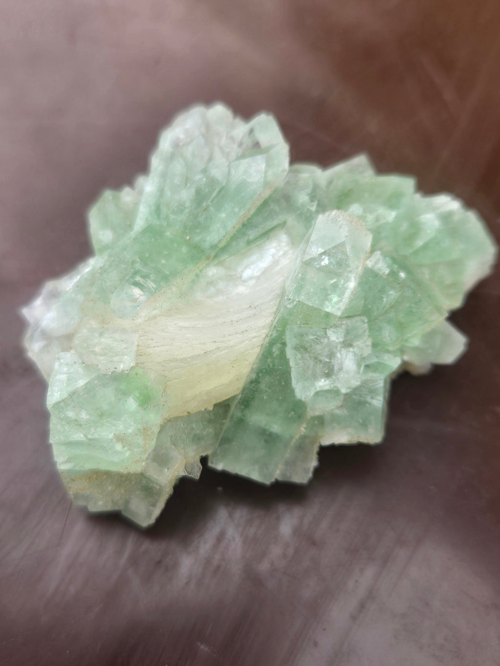 Fluorapophyllite stilbite