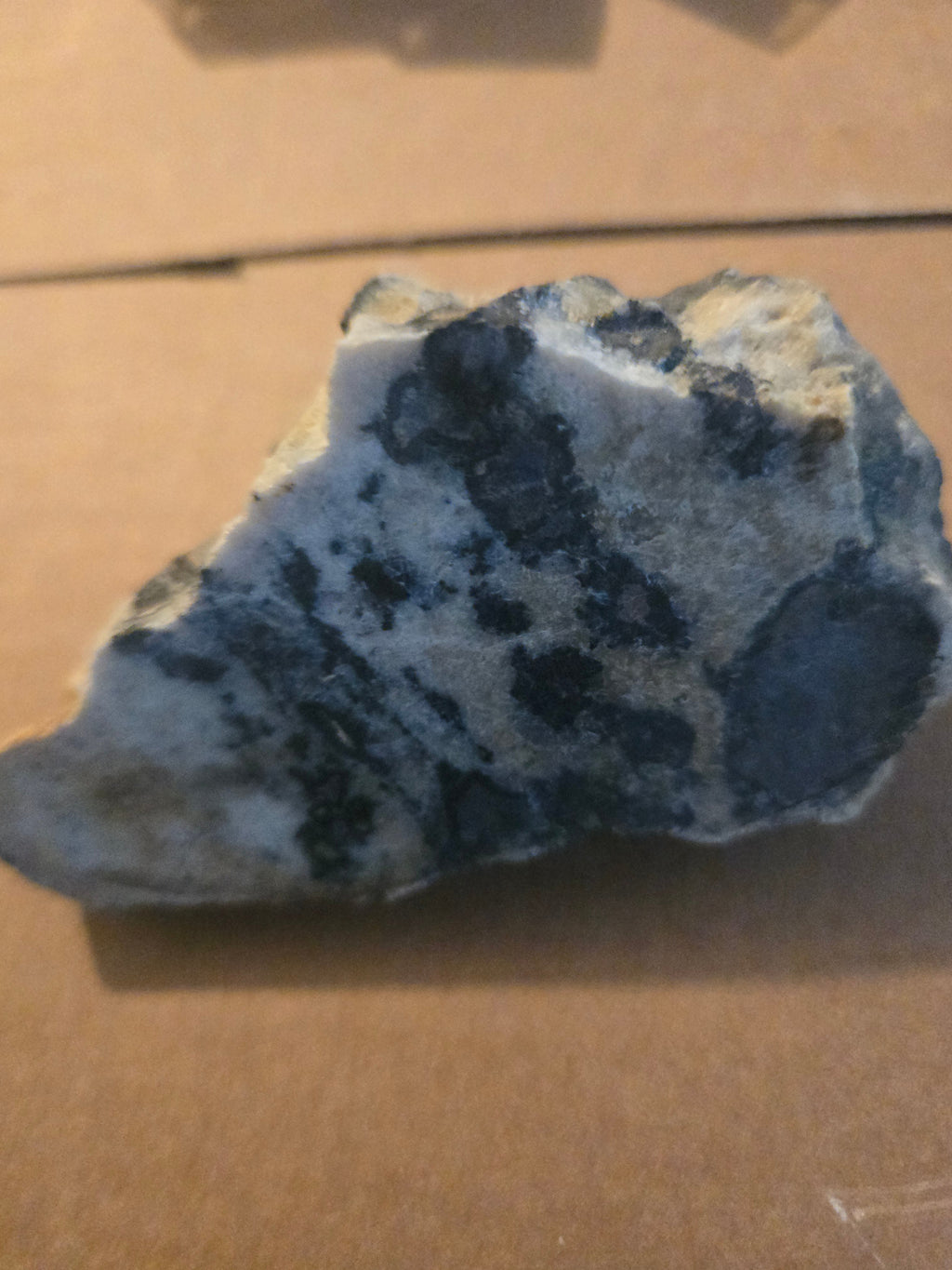 Fluorbritholite Ce