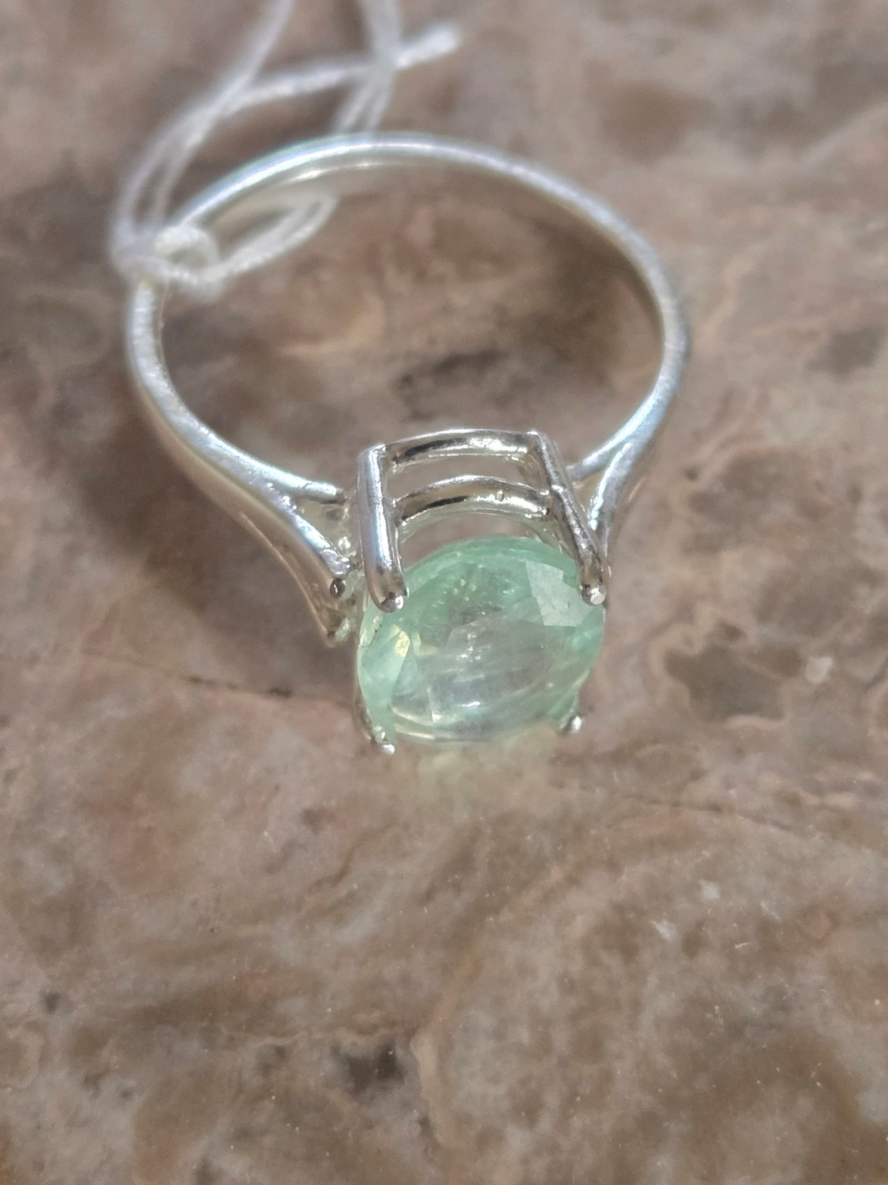 Fluorite ring