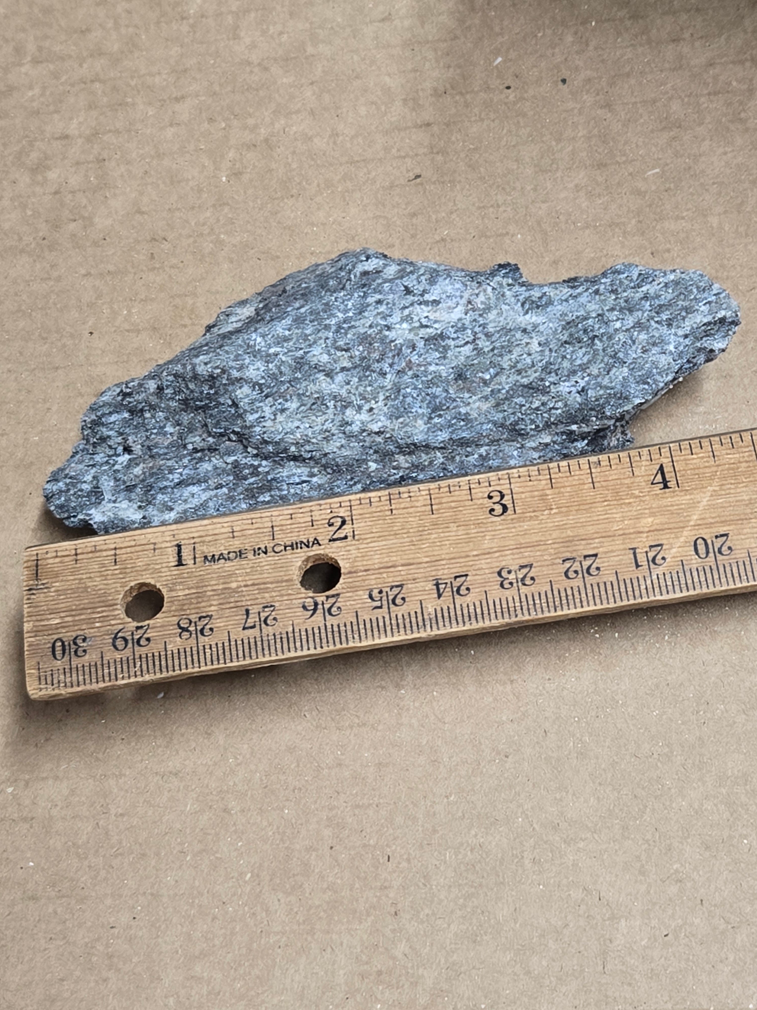 Fluoro-Leakeite