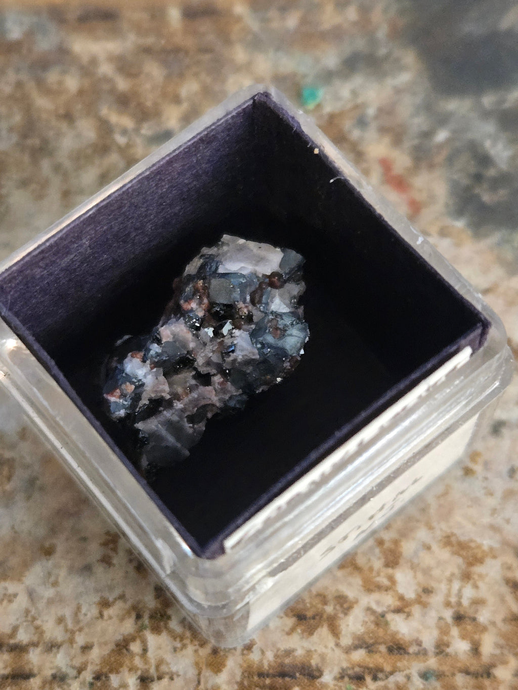 Franklinite willemite