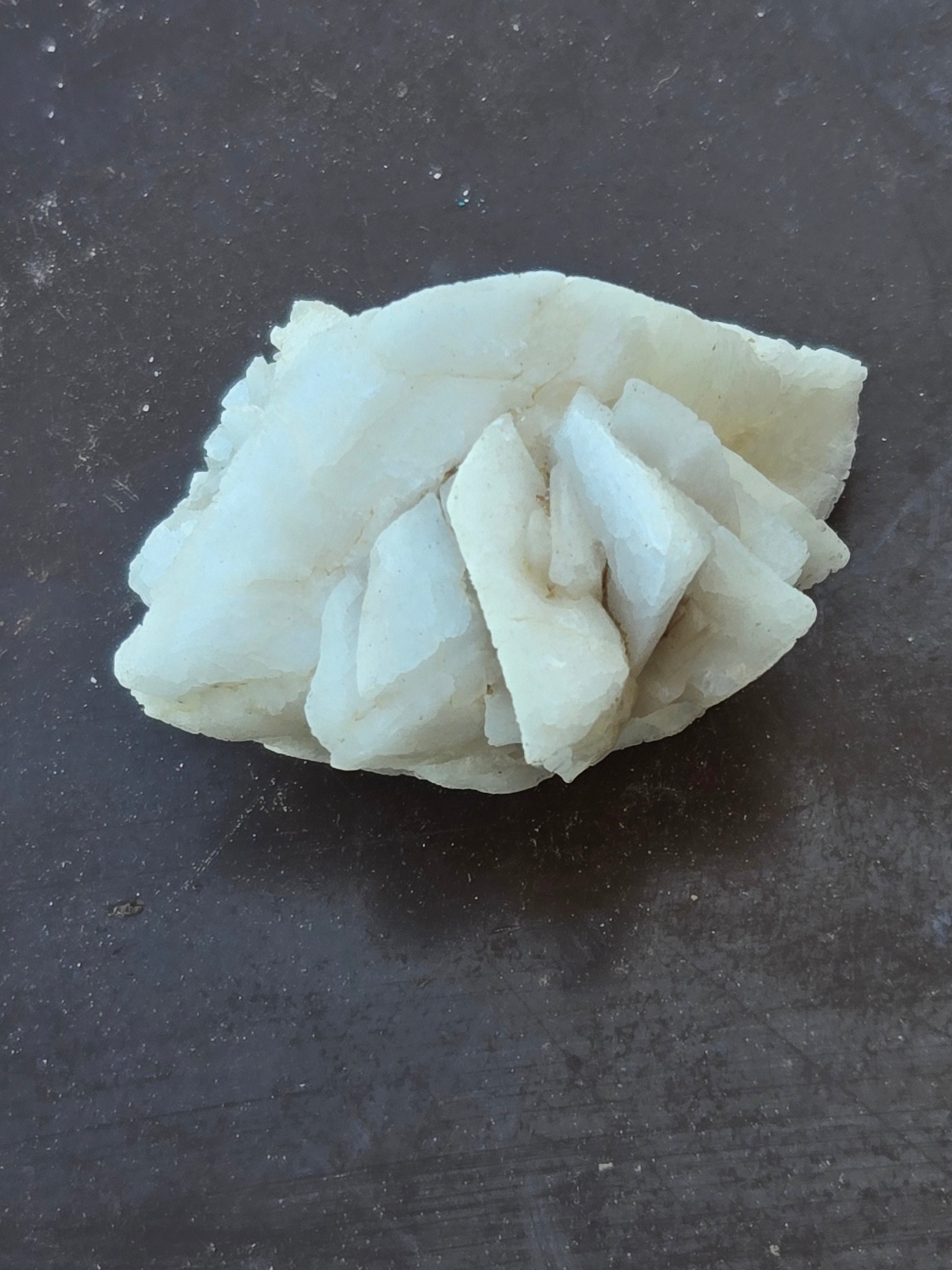 Glauberite crystals